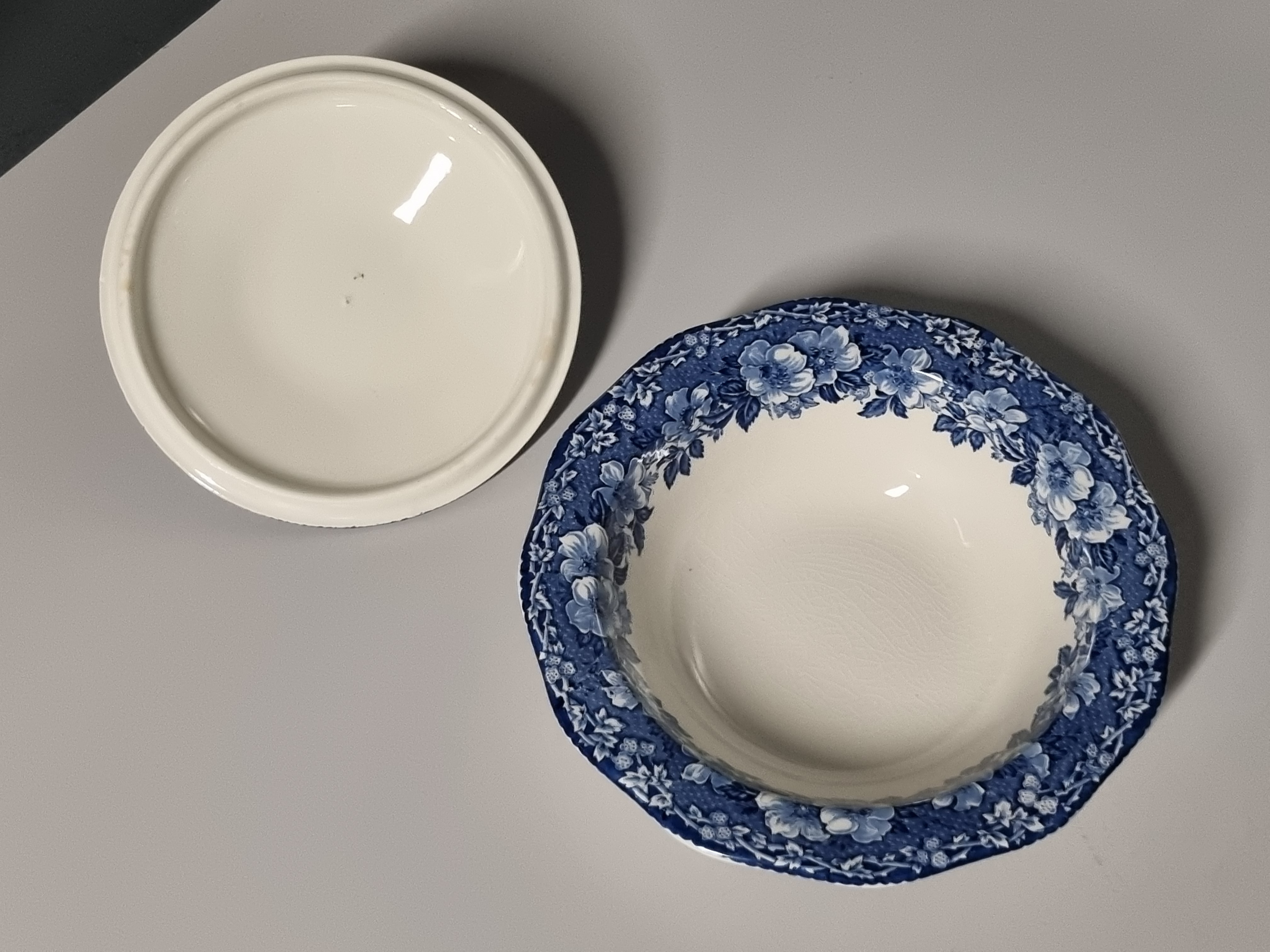 Engels blauw Enoch Wedgwood Woodland dekschaal terrine 24 cm