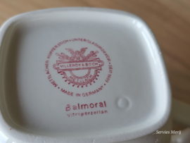 Villeroy en Boch Balmoral rood waterkan nr. 0