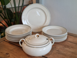 Petrus Regout Strand Bellefroid groen en goud complete set 10 personen - 22 delen