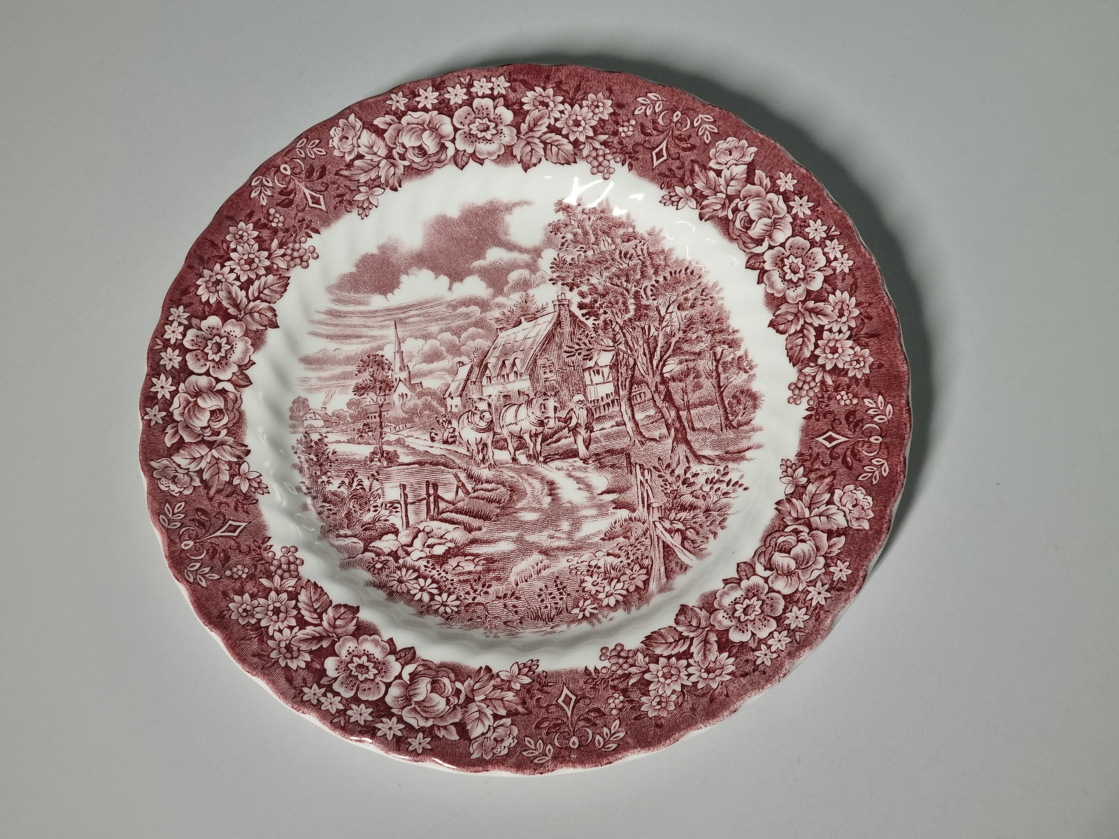 Engels rood British Anchor Memory Lane plat dinerbord 25,5 cm