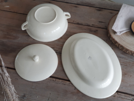 Regout creme model Zeeland set 2x Dekschaal en Serveerschaal