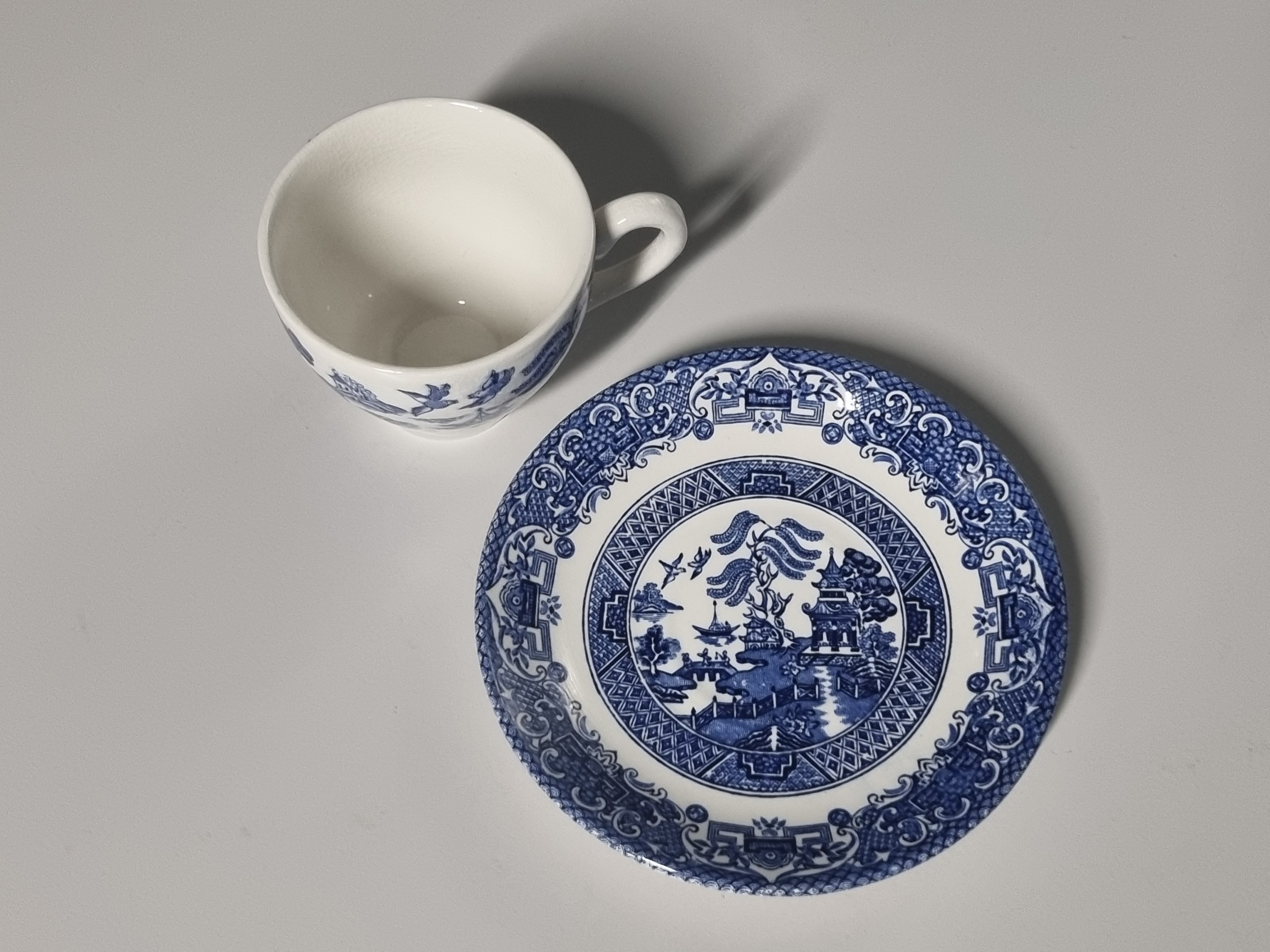 Engels blauw Old Willow Kop en schotel