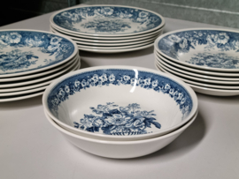 Verkocht = Villeroy & Boch Balmoral blauw serviesset 20 delig