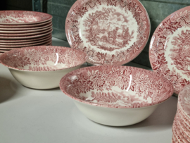 Engels rood English Ironstone Tableware EIT serviesset 12 personen (kasteel)