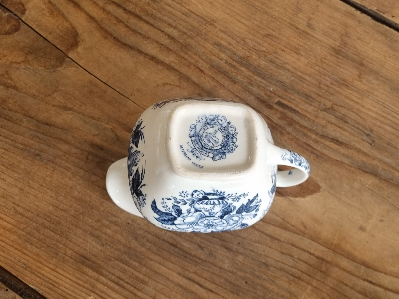 Balmoral Regout Royal Sphinx petrol blauw kannetje 10 cm