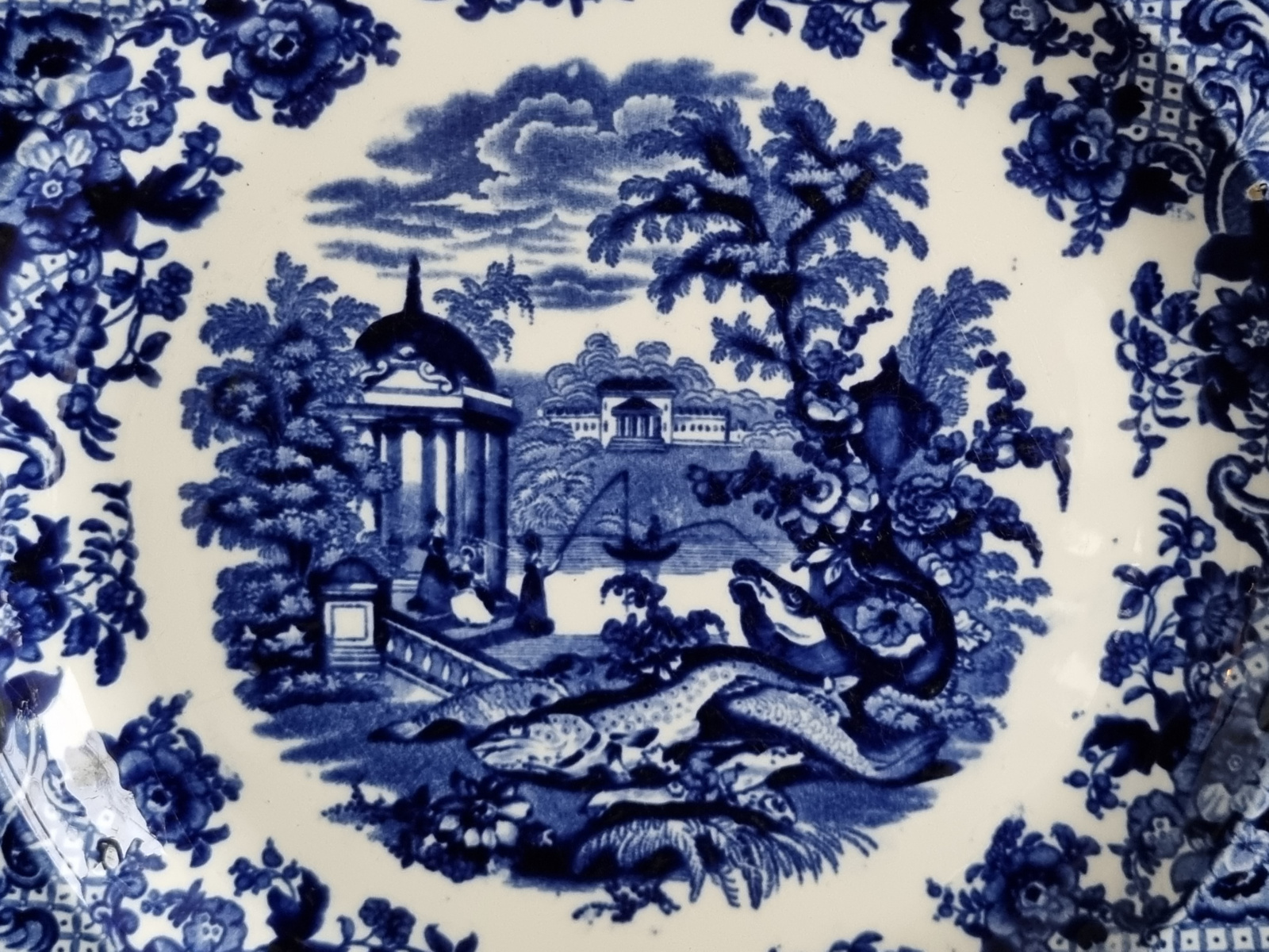 Petrus Regout (2 Vissen) blauw bord 25,5 cm