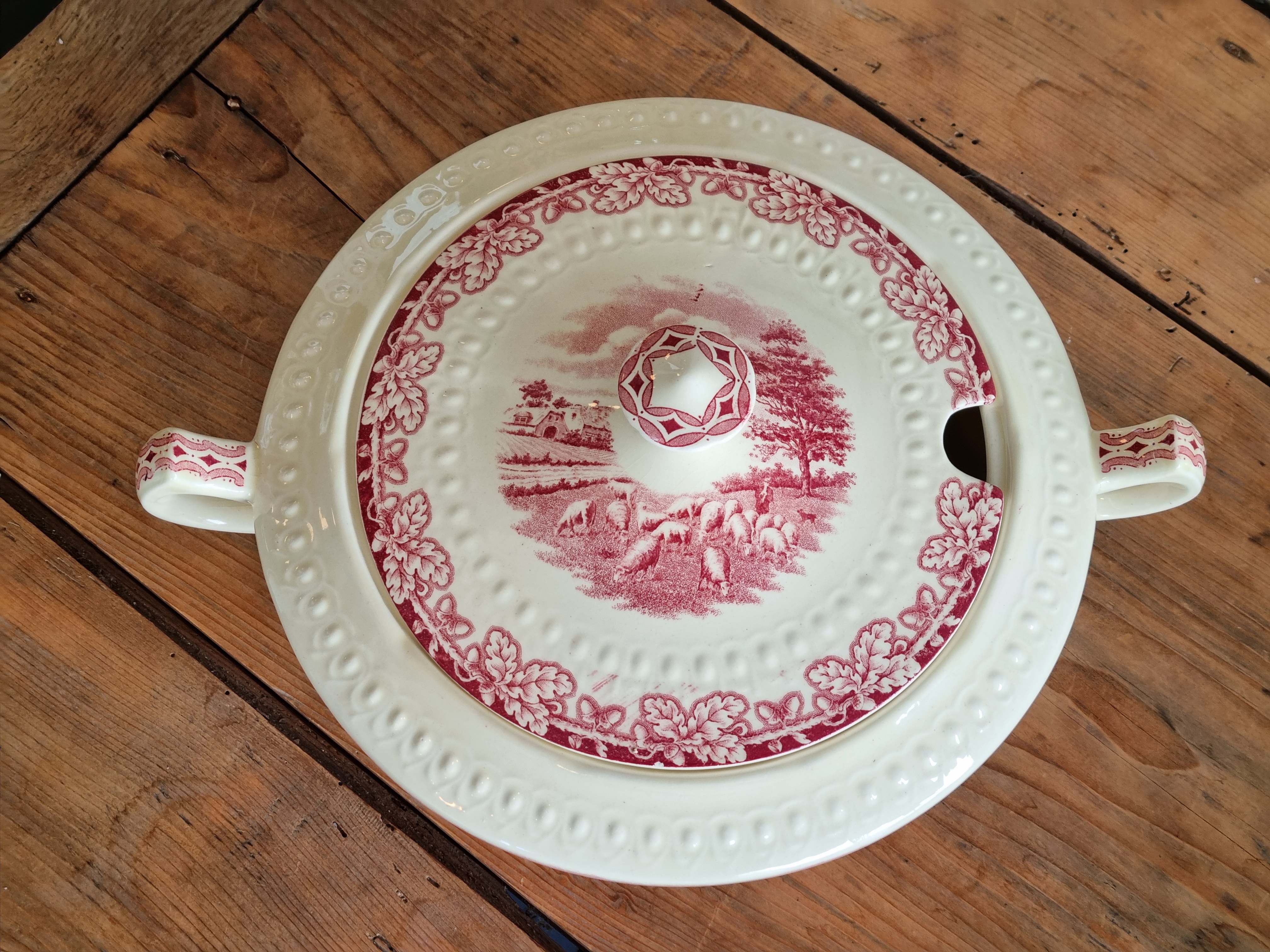 Boerenhoeve Rood Societe Ceramique soepterrine