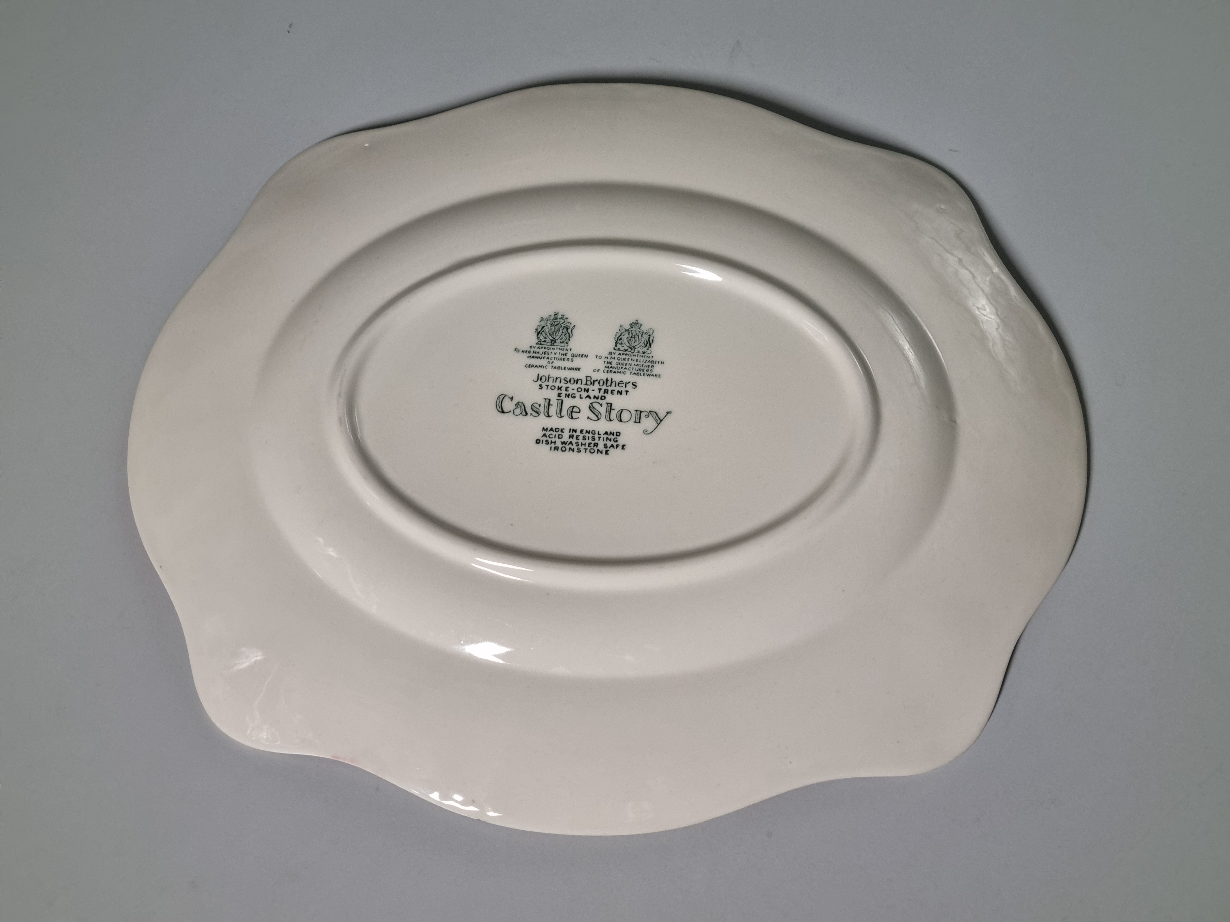 Engels rood Johnson Brothers Castle Story rechthoekige schaal 30 cm
