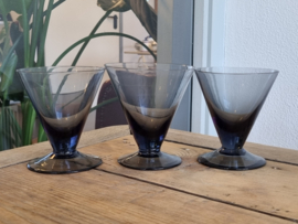 Max Verboeket Maastricht Carnaval K6 Set 3x Vruchtensapglas grijs