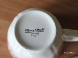Villeroy en Boch Burgenland rood koffie kop en schotel (zwart stempel)