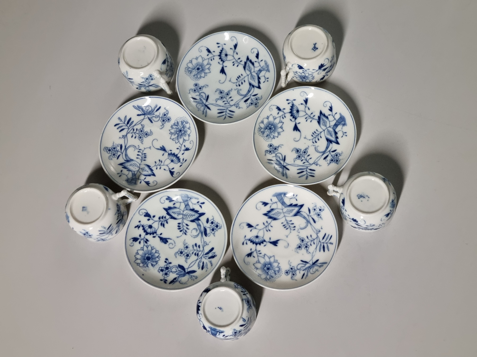 Zwiebelmuster Regout set 5x Thee Kop en schotel (gedraaid oortje)