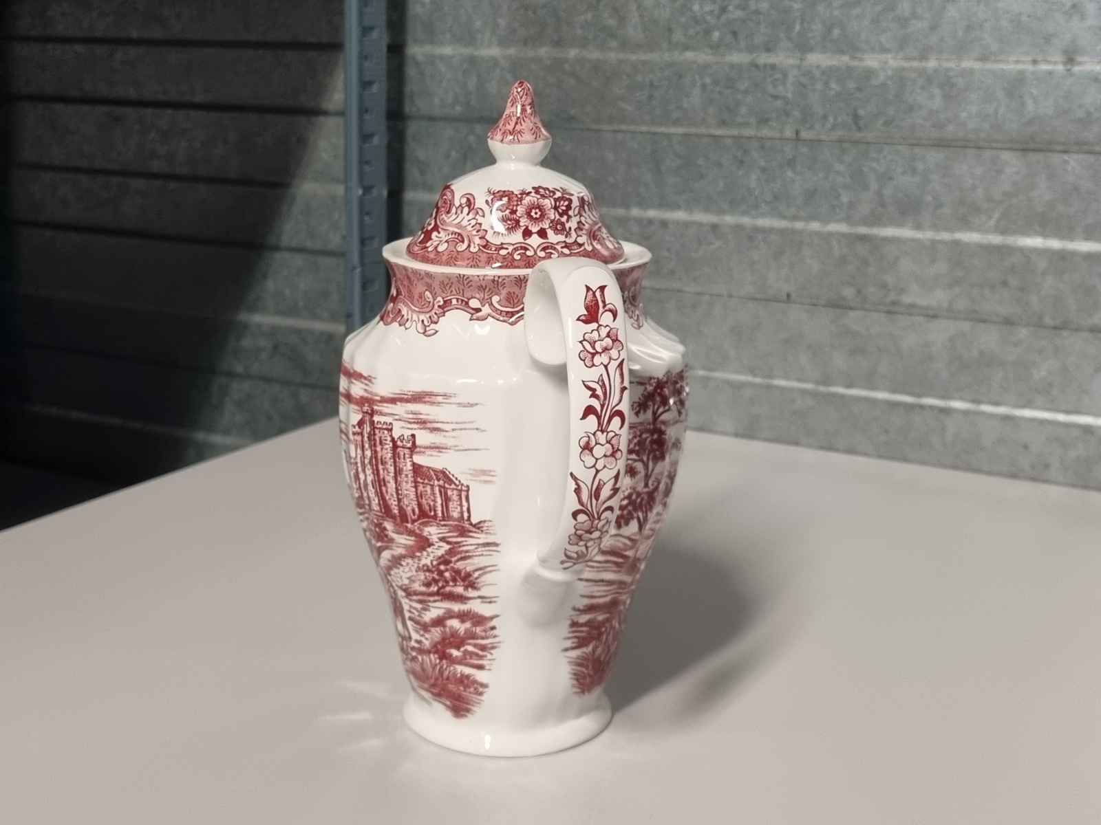 Engels rood Olde Country Castles koffiepot theepot 18,5 cm