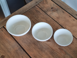 Verkocht = Boch Boerenbont Set Nest Schalen V4, V3, en V2