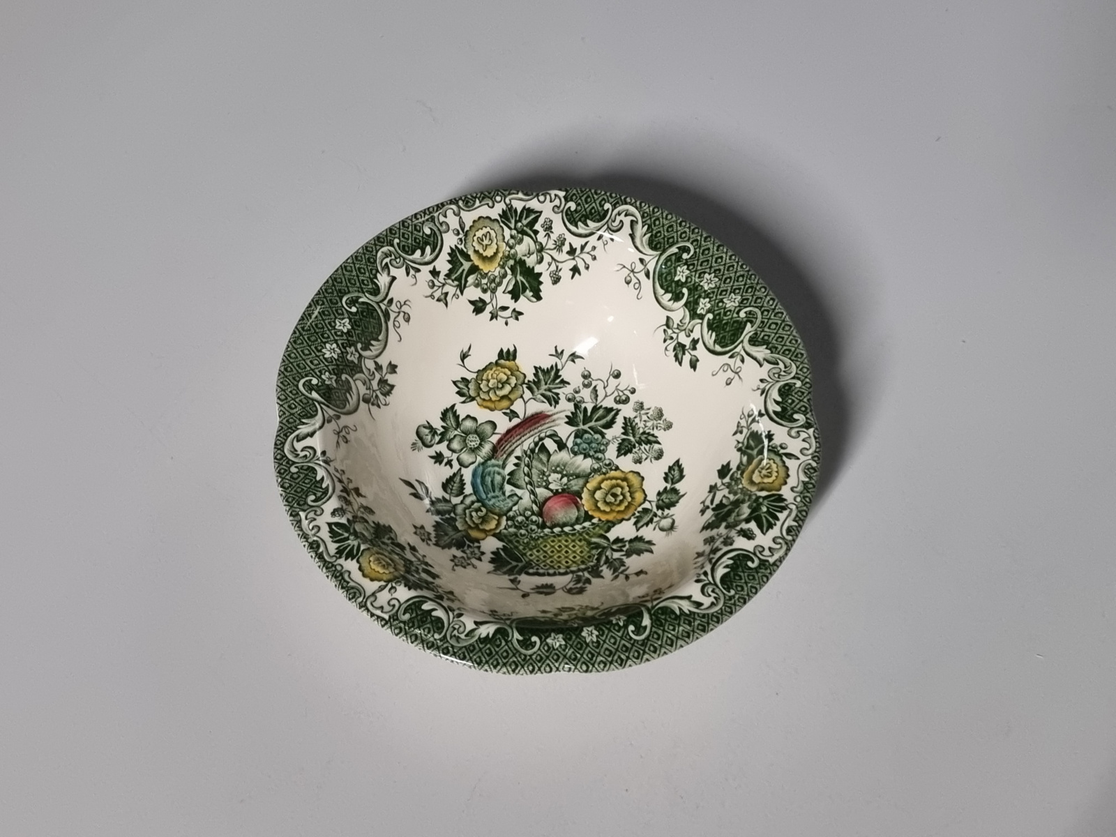 Engels gekleurd Johnson Brothers Bird of Pardise Serveerschaaltje 15 cm