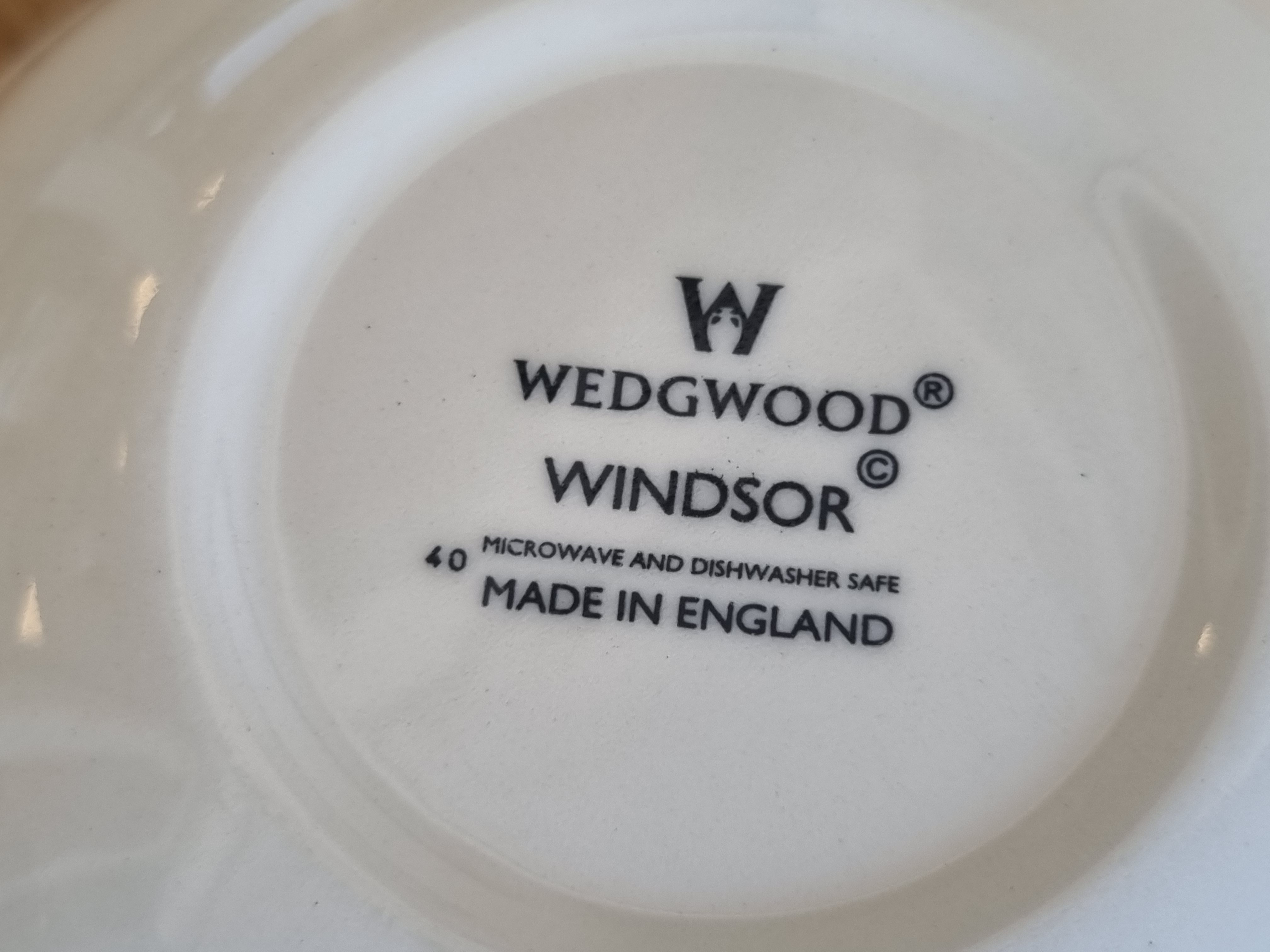 Wedgwood Windsor Schaaltje met parelrand en ribbel 15 cm