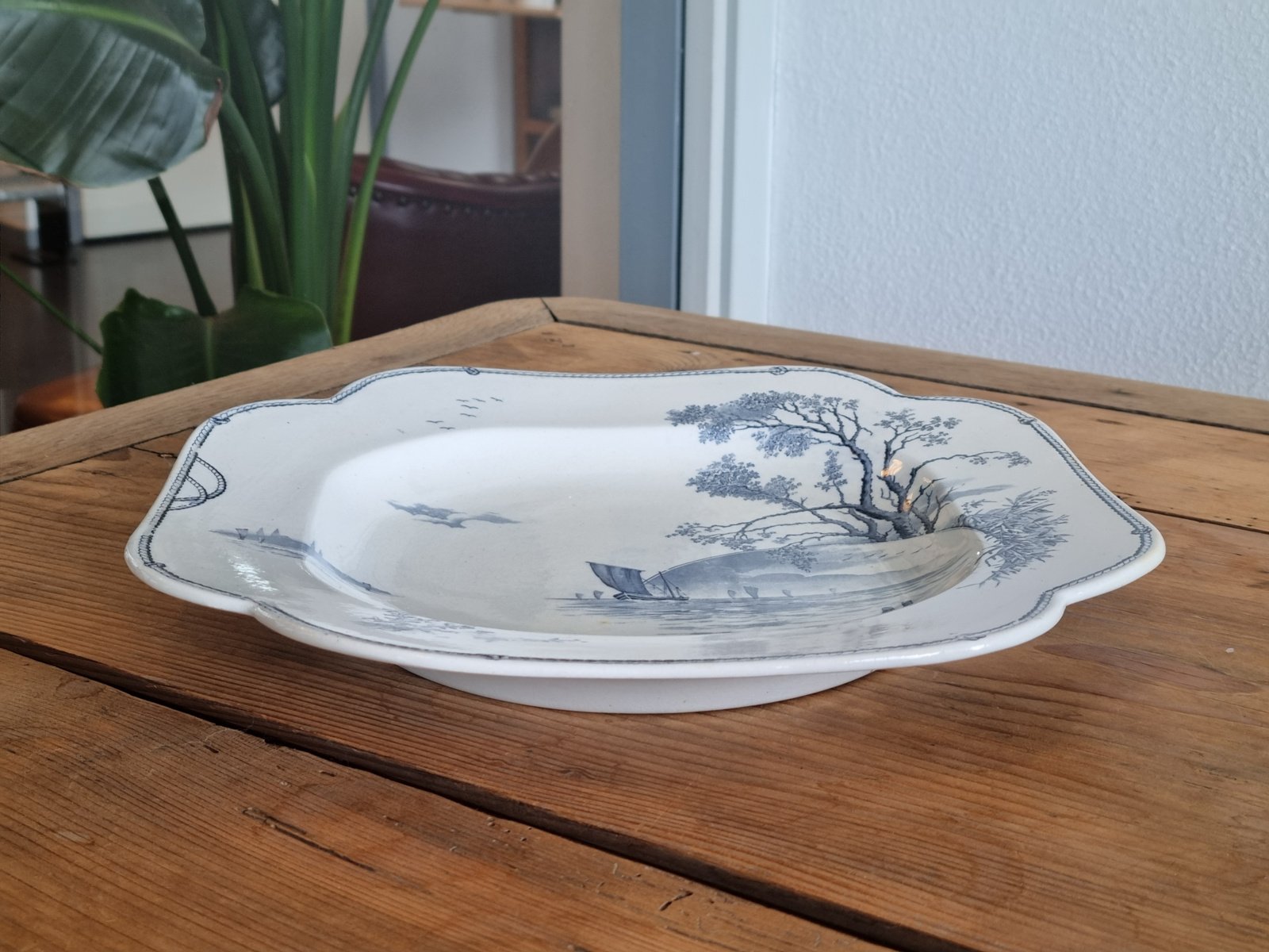 Petrus Regout Marines donkerblauw vierkant bord (hoekig model, zonsondergang)  29,5 cm