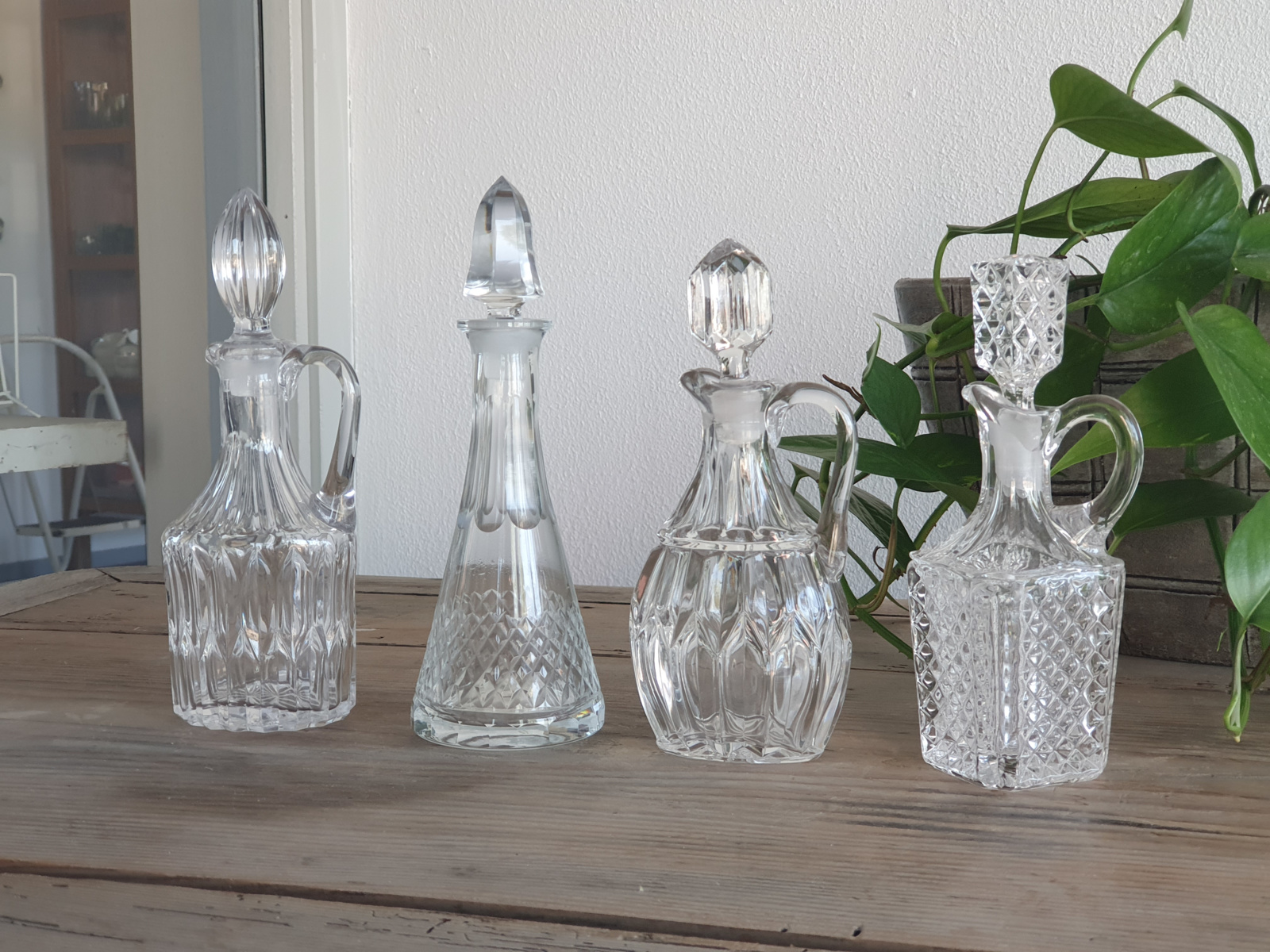 Glas Vintage set 4x kleine Karaf