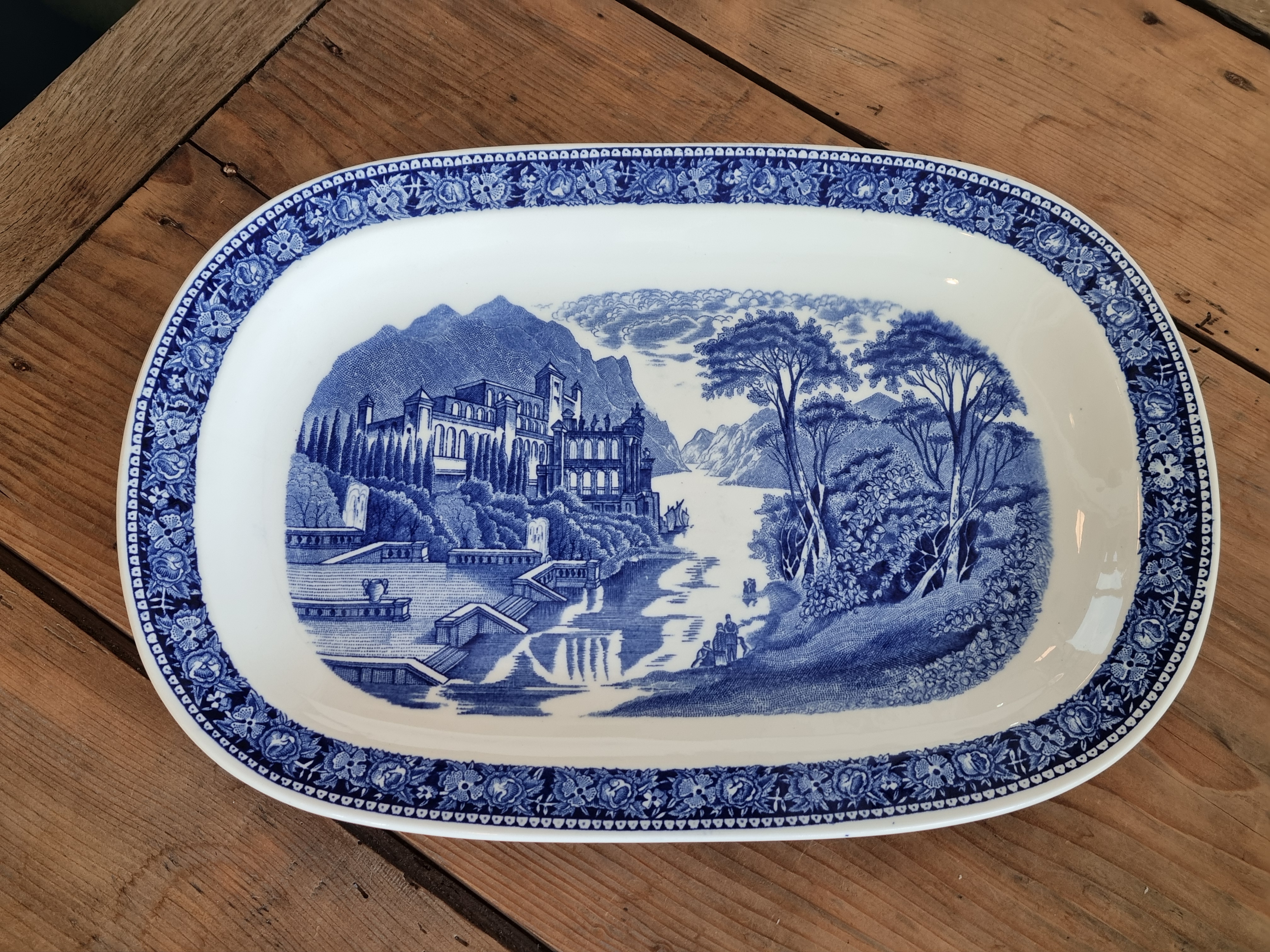 Regout Castillo Old England Cambridge blauw robuuste rechthoekige schaal 37 cm