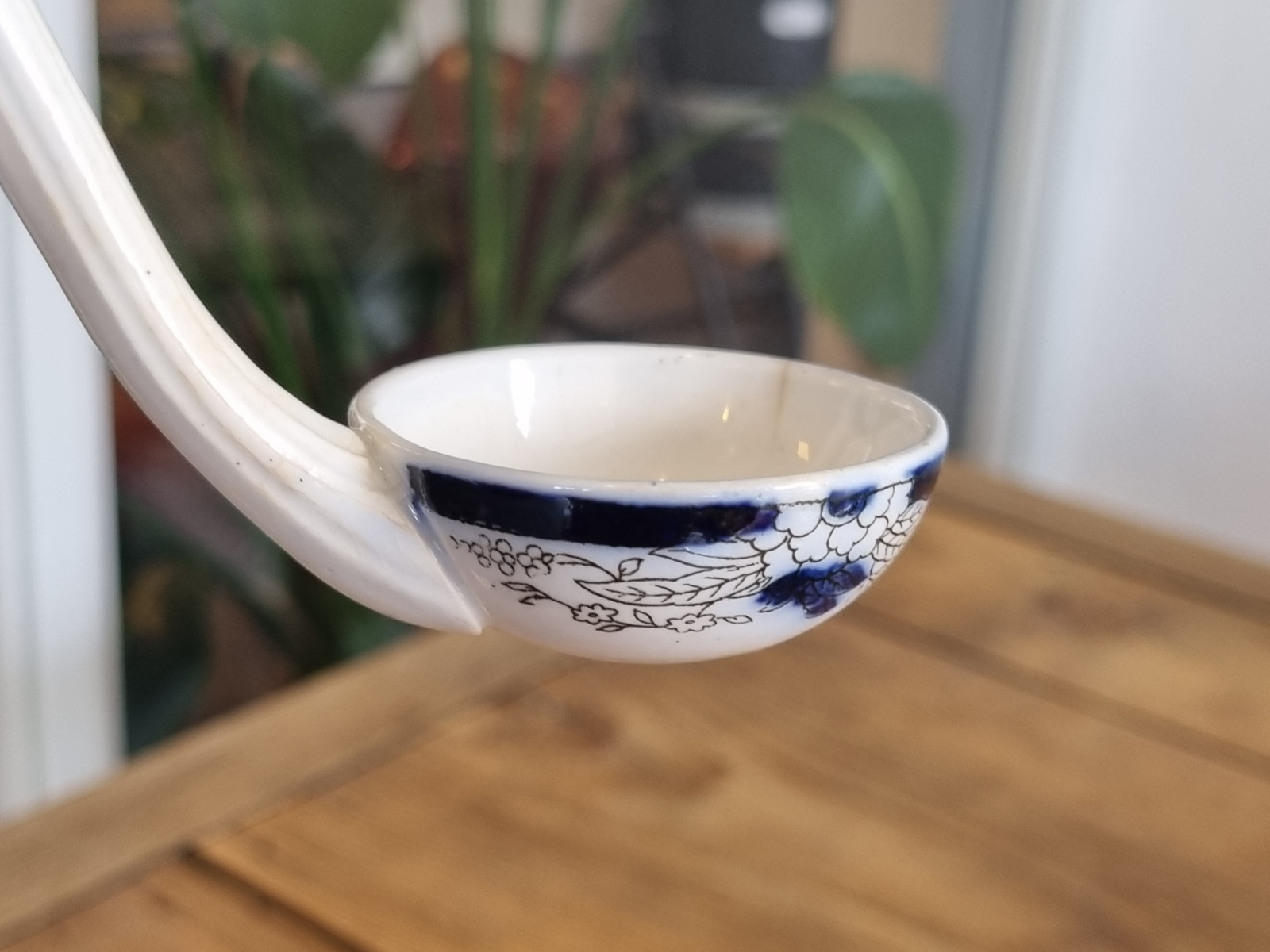 Petrus Regout Wellington decor Persian Sauslepeltje
