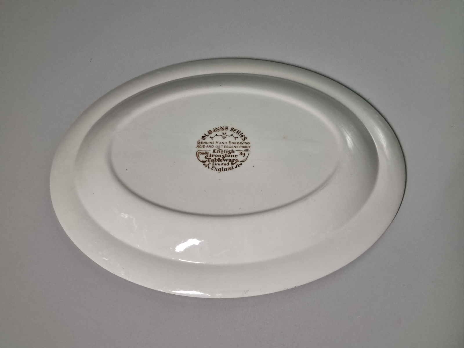 Engels bruin English Ironstone Tableware (EIT) Old Inns Series ovale schaal 29,5 cm
