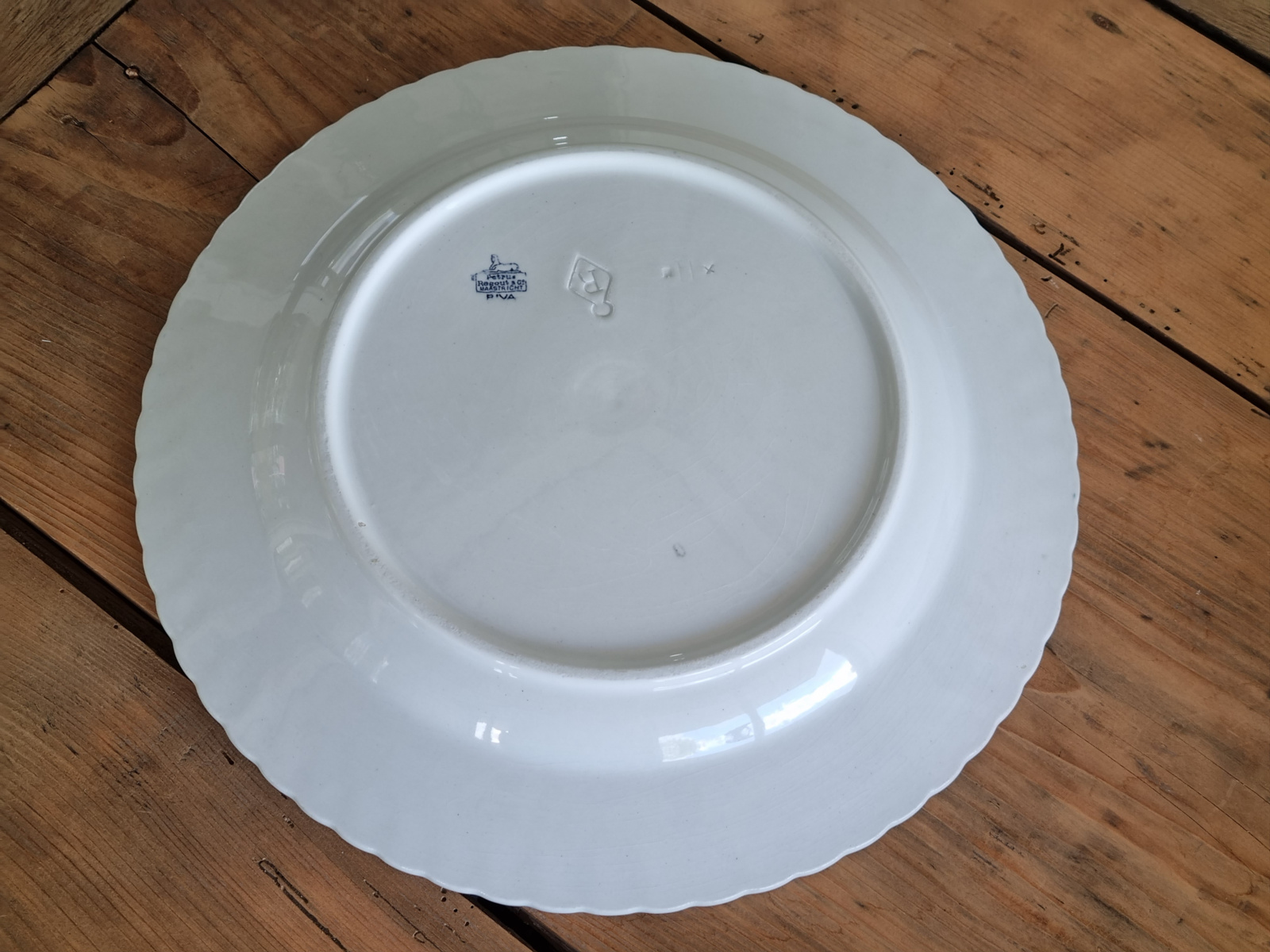 Petrus Regout decor Riva Glazen Stolp op groot Bord 34 cm