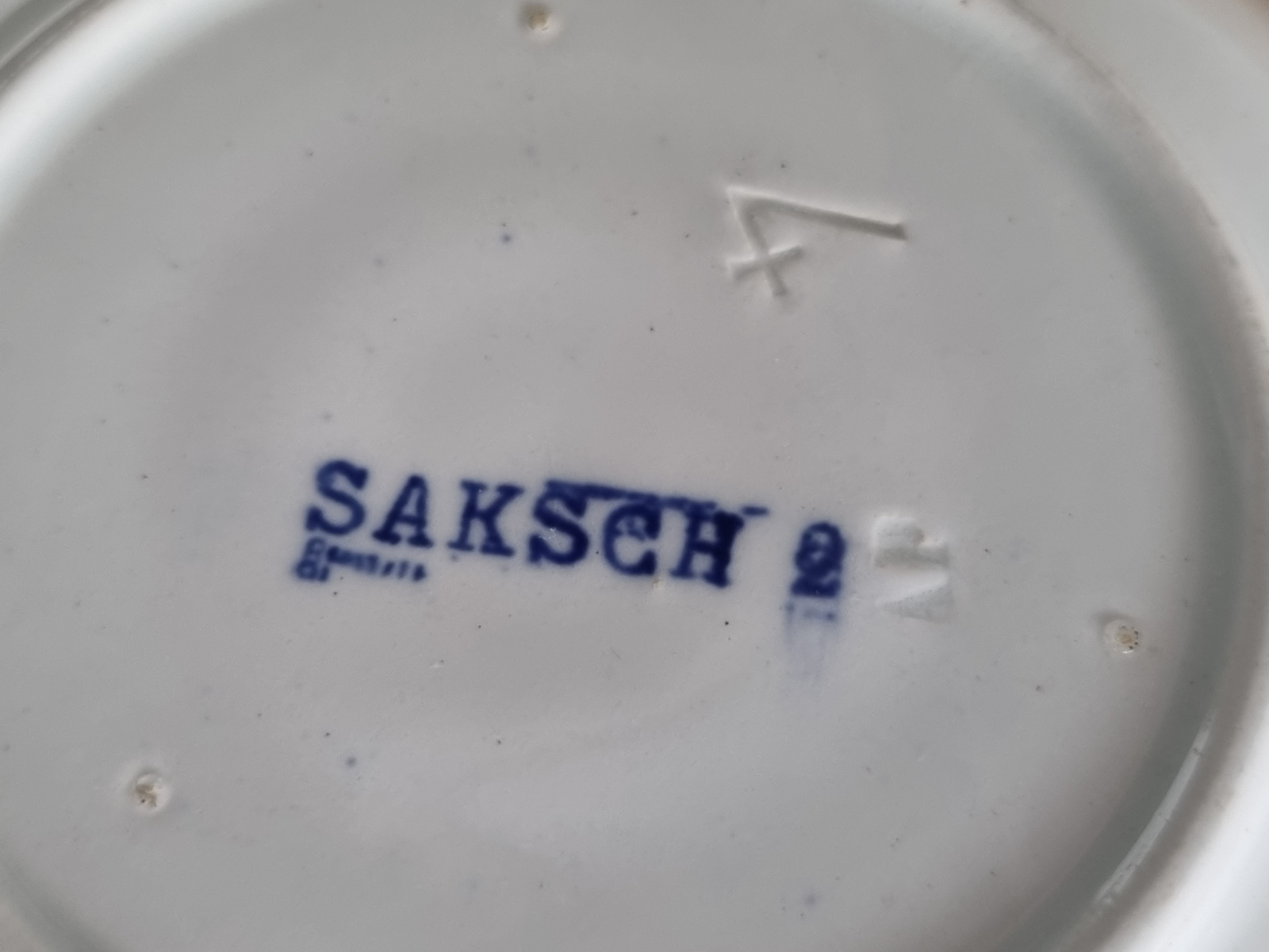 Saksch vermoedelijk Meissen (?) set 6x Thee Kop en schotel