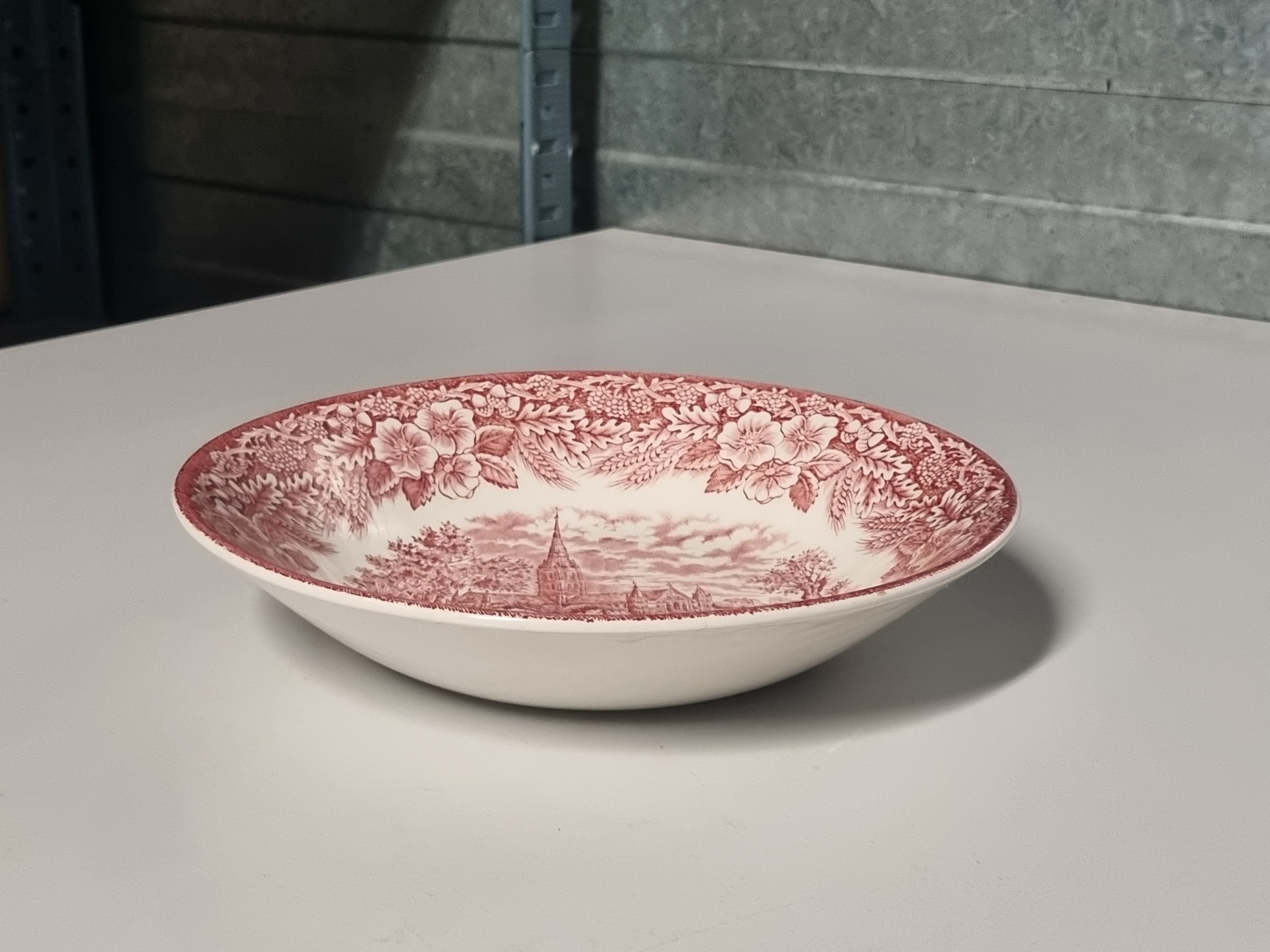 Engels rood Broadhurst The Constable Series schaal of bord 20 cm