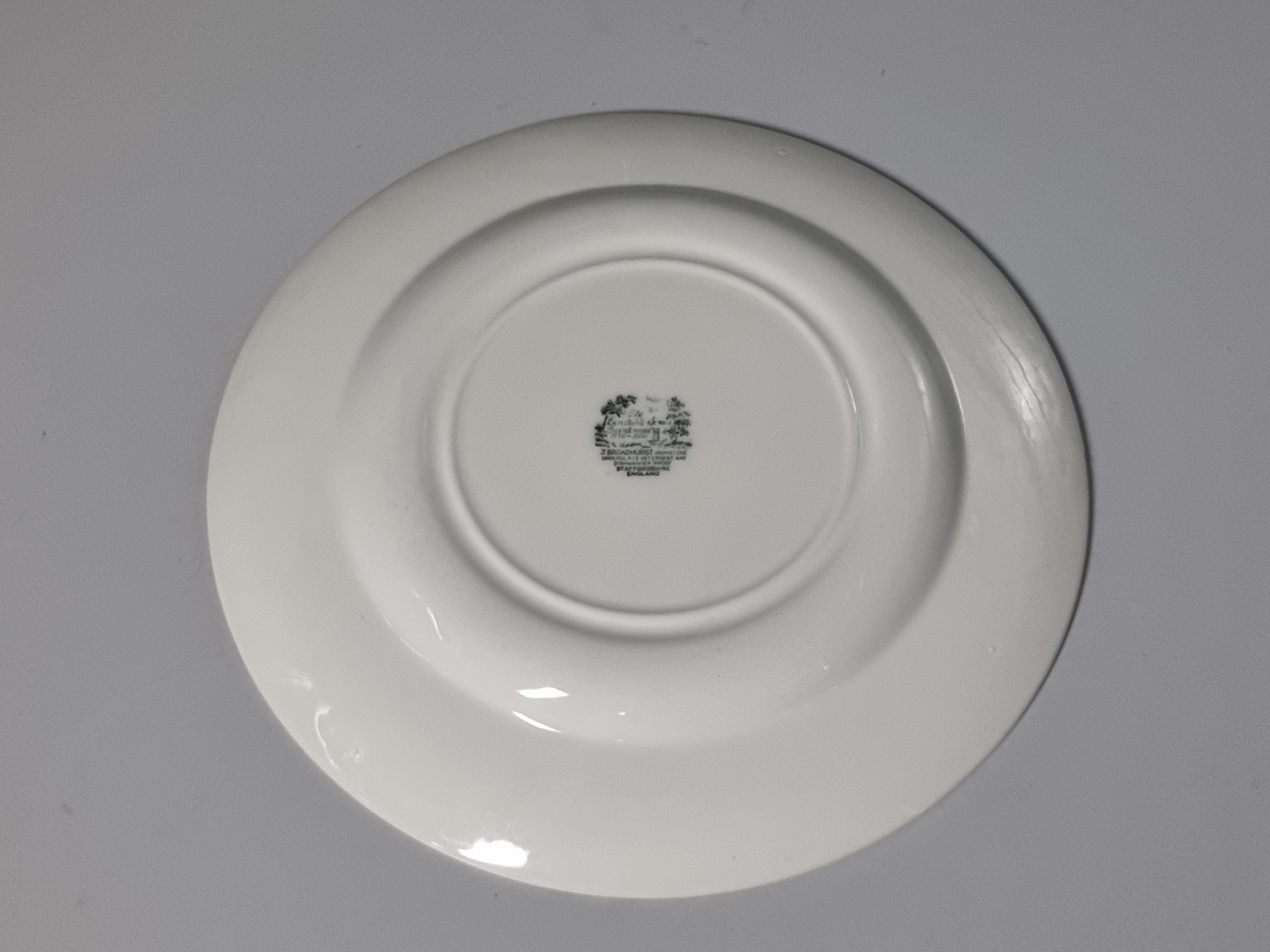 Engels rood Broadhurst The Constable Series plat dinerbord 25 cm