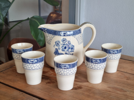 Societe Ceramique Butterflij kan nr. 1 met 5 bekers