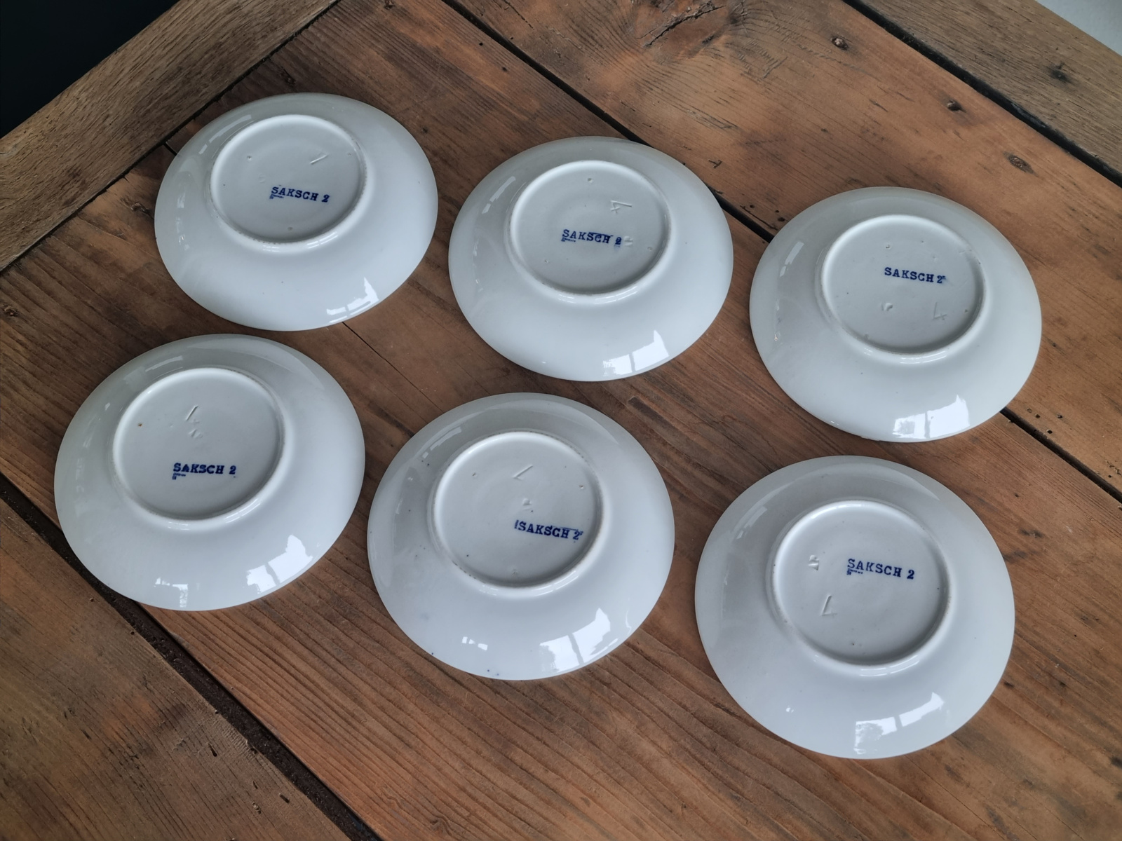 Saksch vermoedelijk Meissen (?) set 6x Thee Kop en schotel