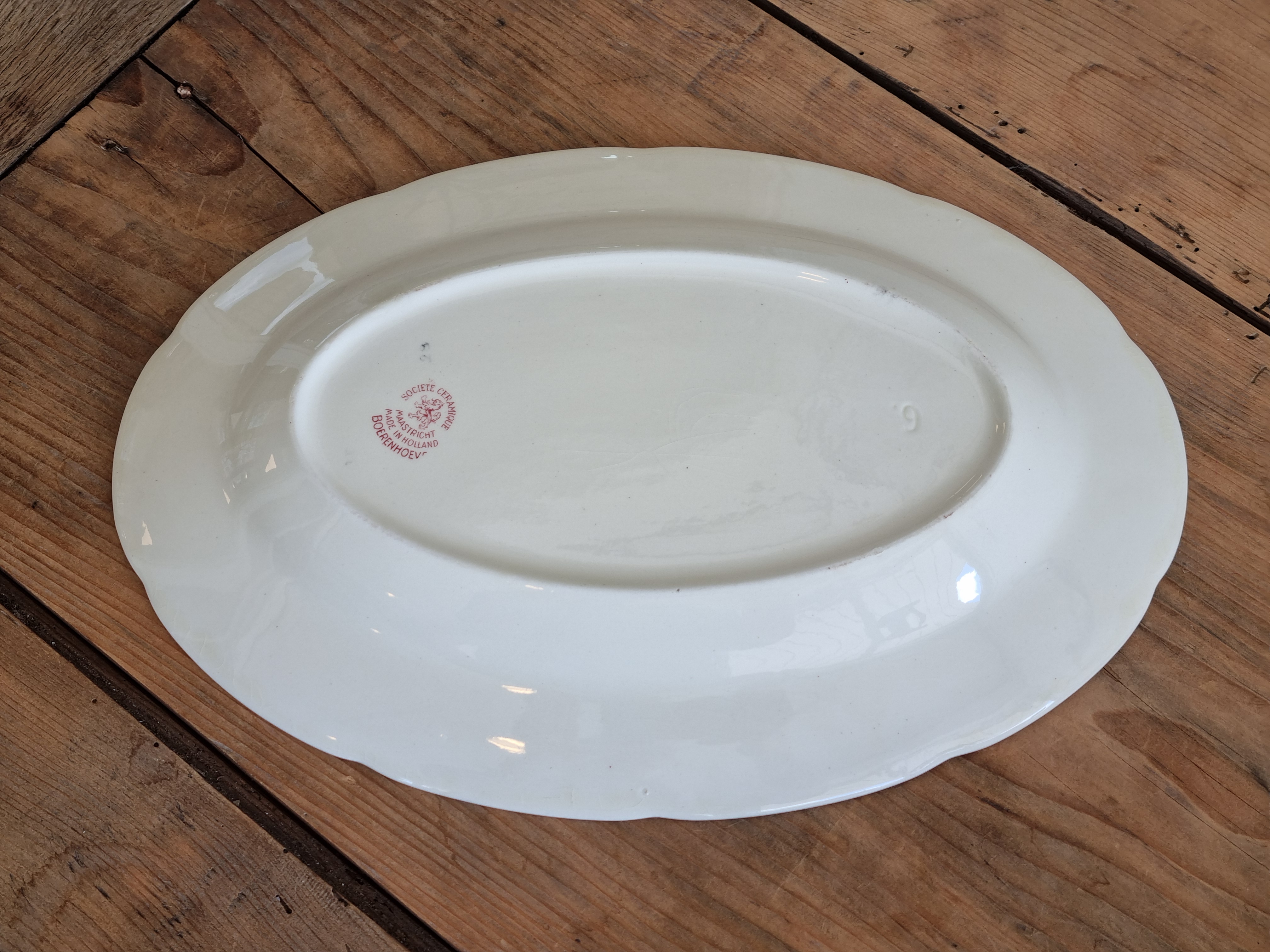 Boerenhoeve Rood Societe Ceramique ovale schaal 33,5 cm