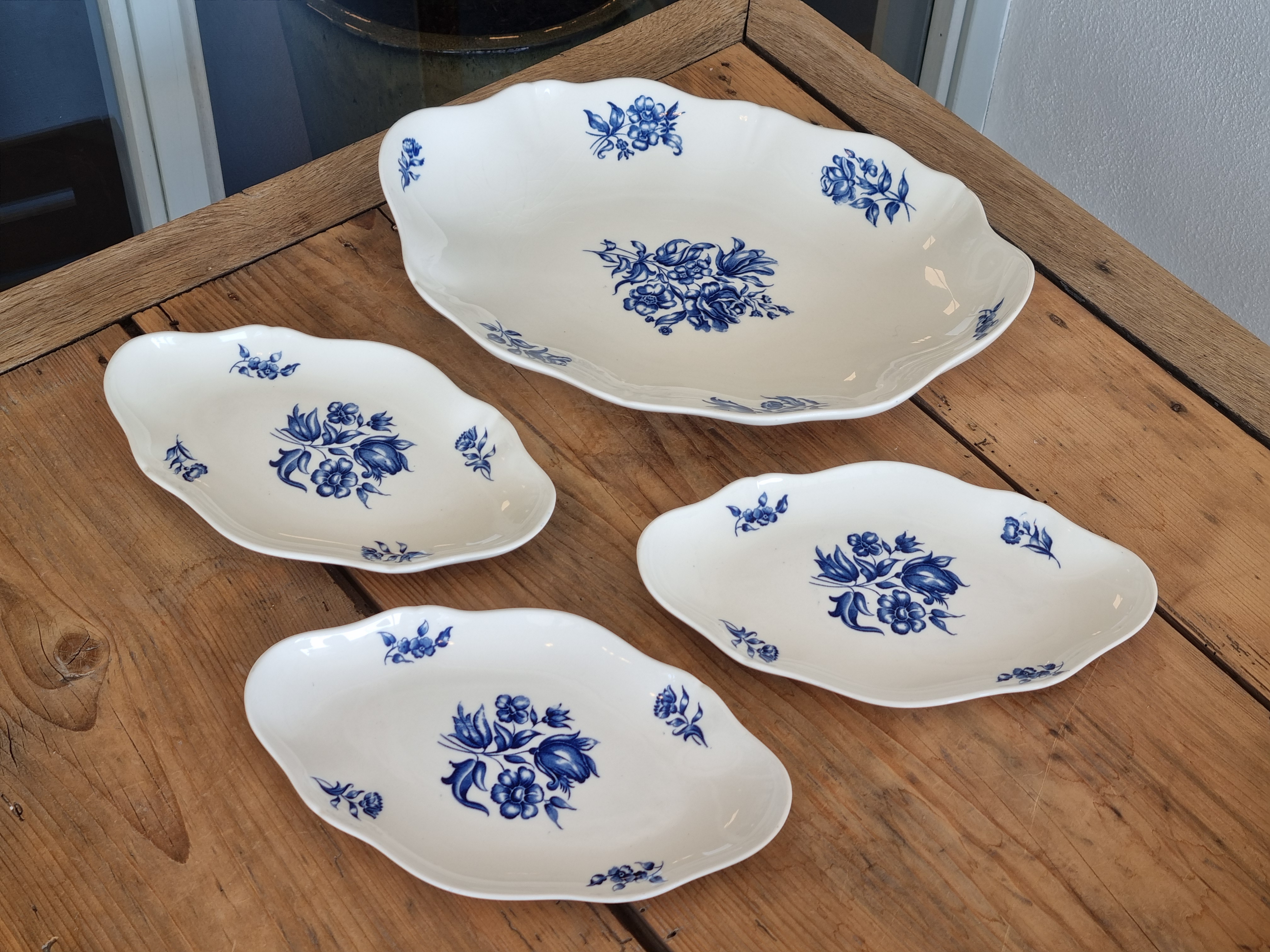 Petrus Regout Bouquet Bleu set 4x schalen
