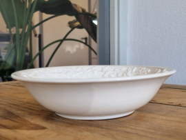 Wedgwood Embossed Queensware schaaltje 16 cm