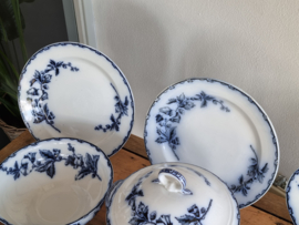 Societe Ceramique Etruria vloeiblauw compleet Eetservies 8-pers.