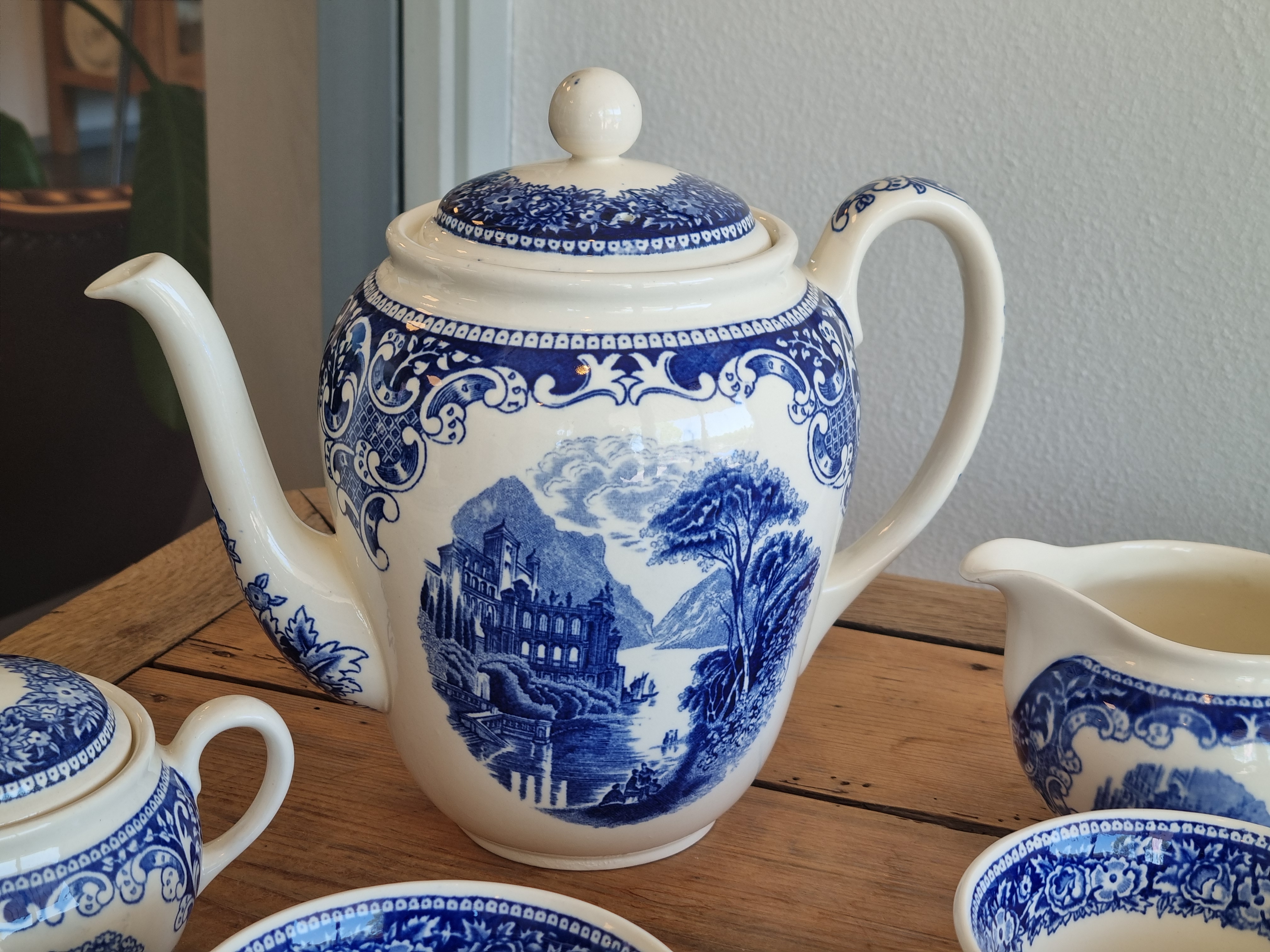 Regout Castillo Old England Cambridge blauw chocoladestel theestel voor 2 personen