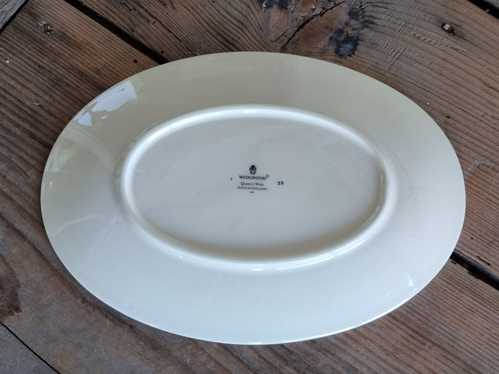Wedgwood Carlton Serveerschaaltje ovaal 22,5 cm