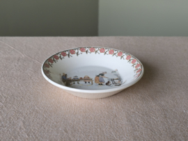 Frans Sarreguemines Enfants schaaltje 12 cm (afb. pannenkoeken eten)