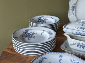 Meibloem Petrus Regout Compleet Eetservies 16 persoons (hoekig model)