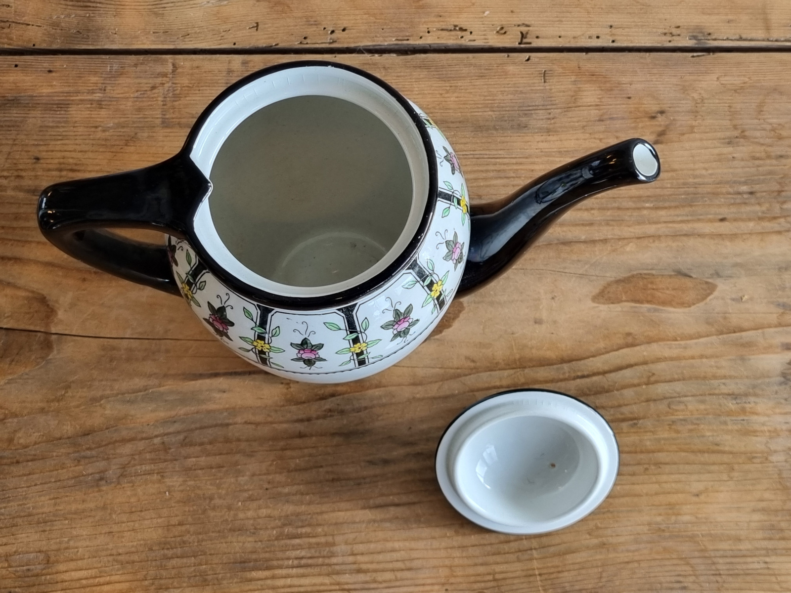 Petrus Regout Modest Koffiepot