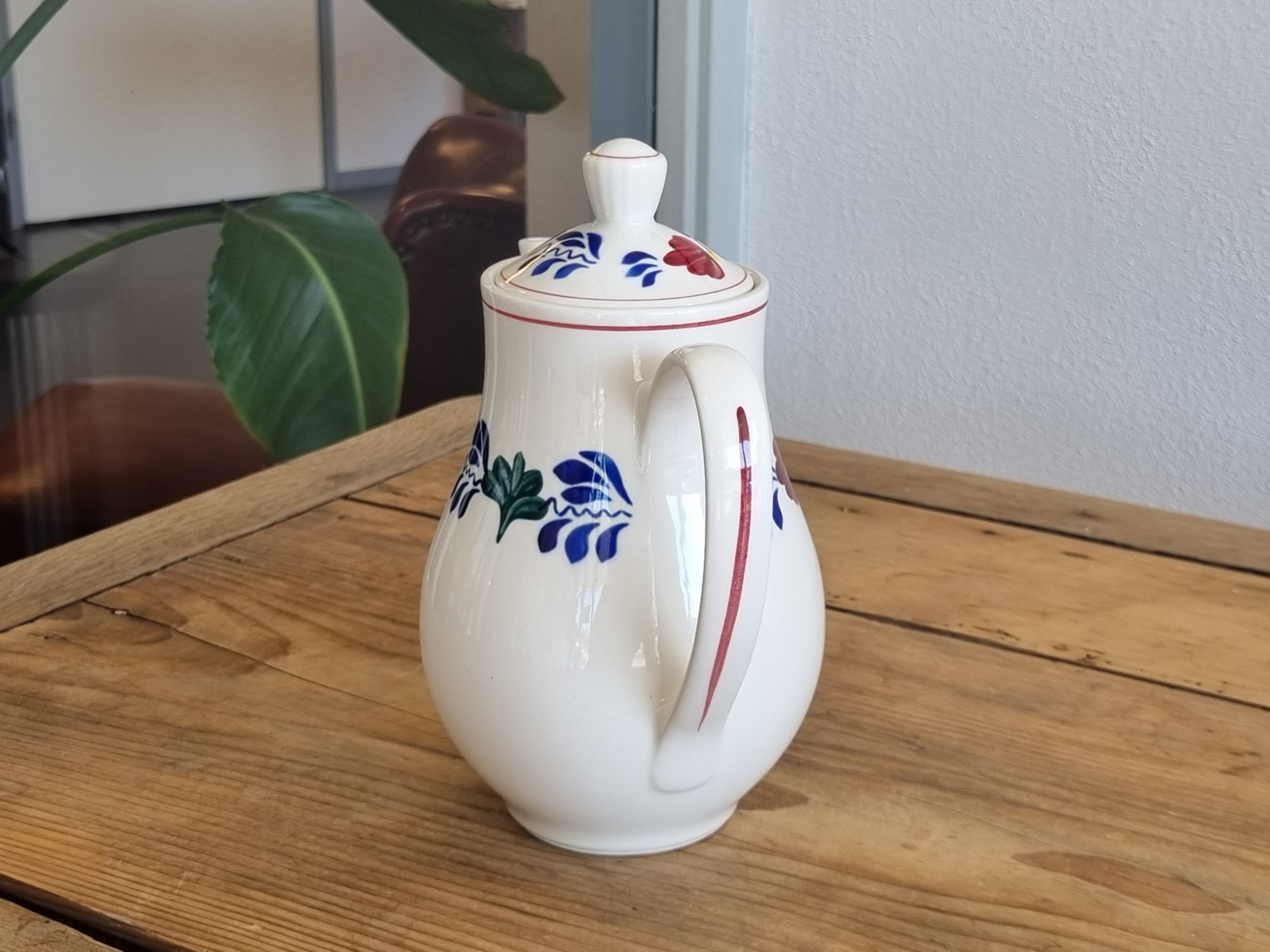Boerenbont Boch Koffiepot model Zeeland ca. 1 liter (zwart stempel)