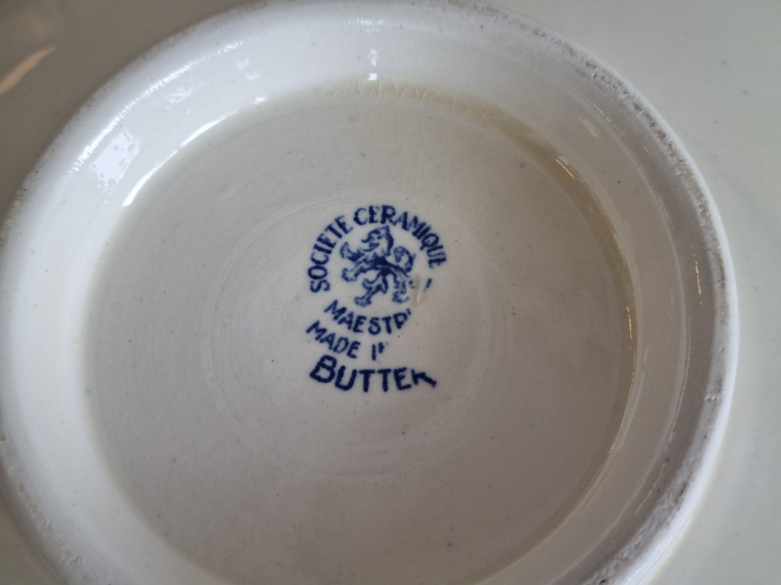 Societe Ceramique Butterflij Dekschaal-Terrine (wit)
