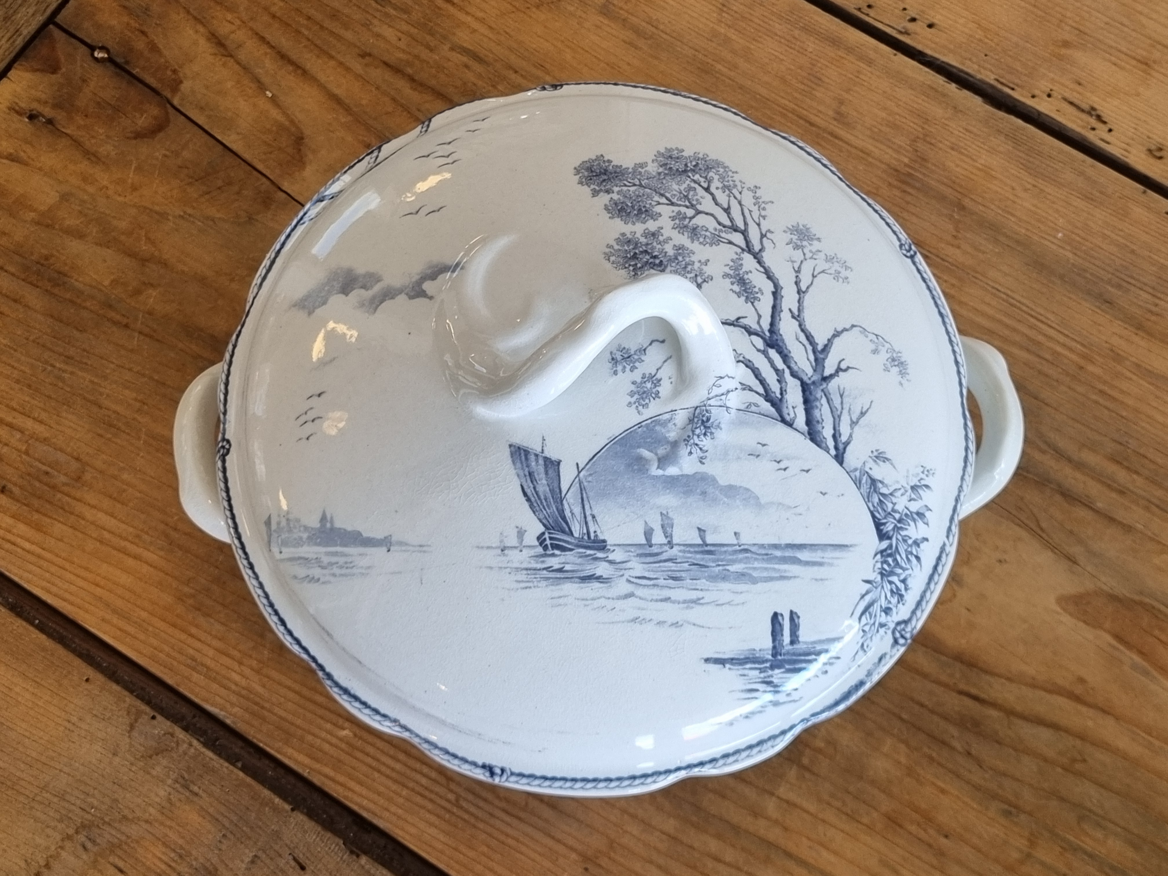Petrus Regout Marines donkerblauwe dekschaal terrine