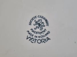Victoria Groen Societe Ceramique Fruittest met leeuwepootjes op onderbord (wit)