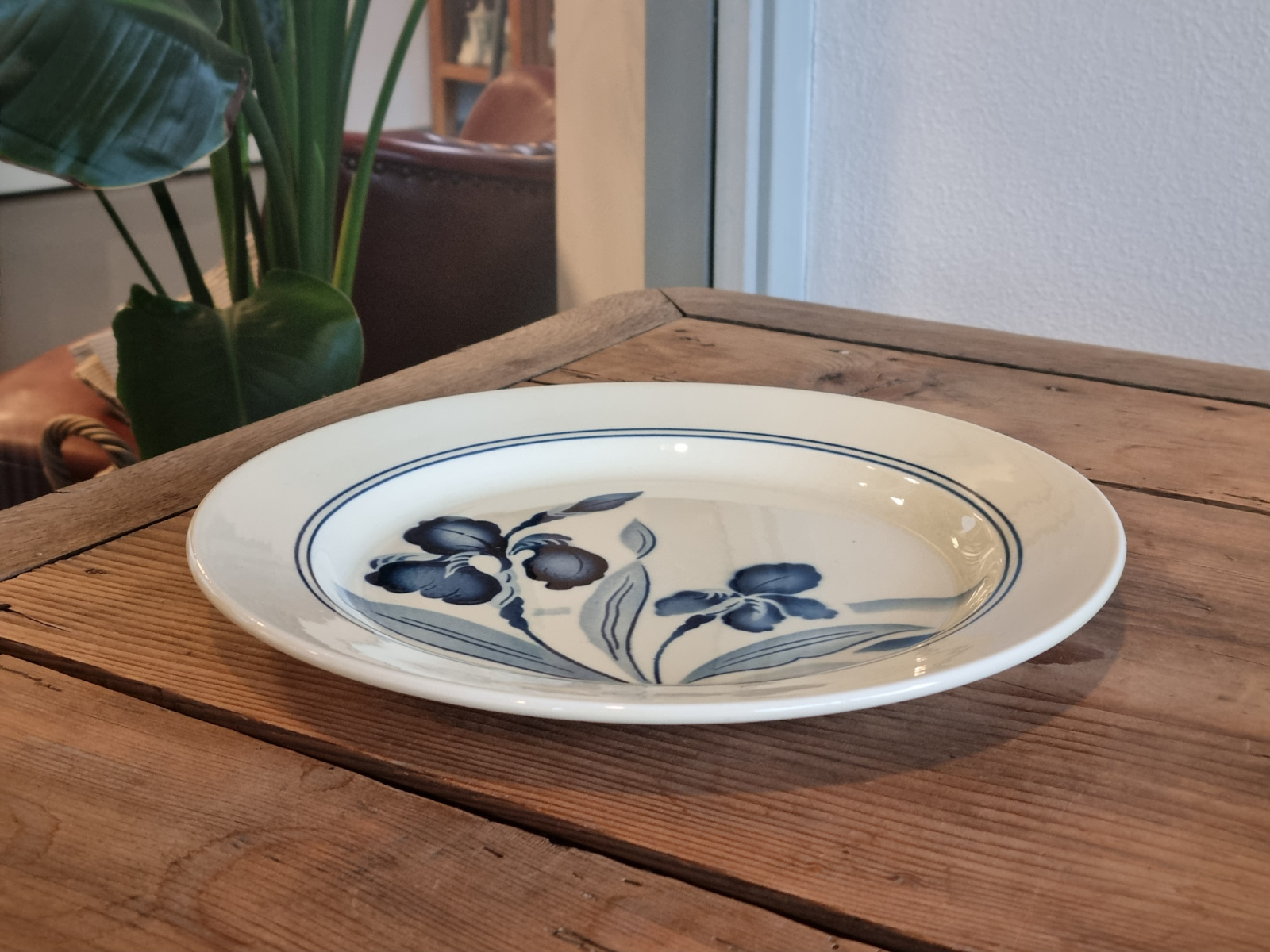 Boch Belgium decor Iris Serveerbord 28,5 cm