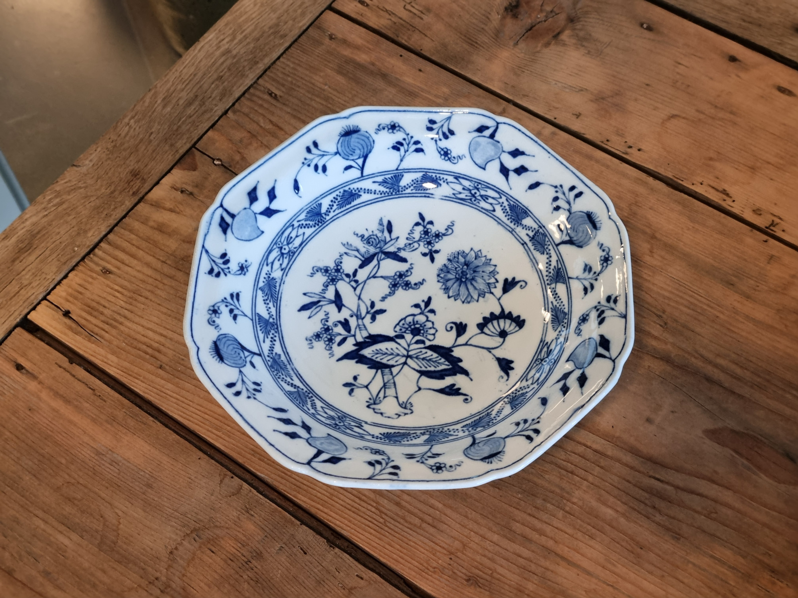 Zwiebelmuster Regout tazza op hoge voet
