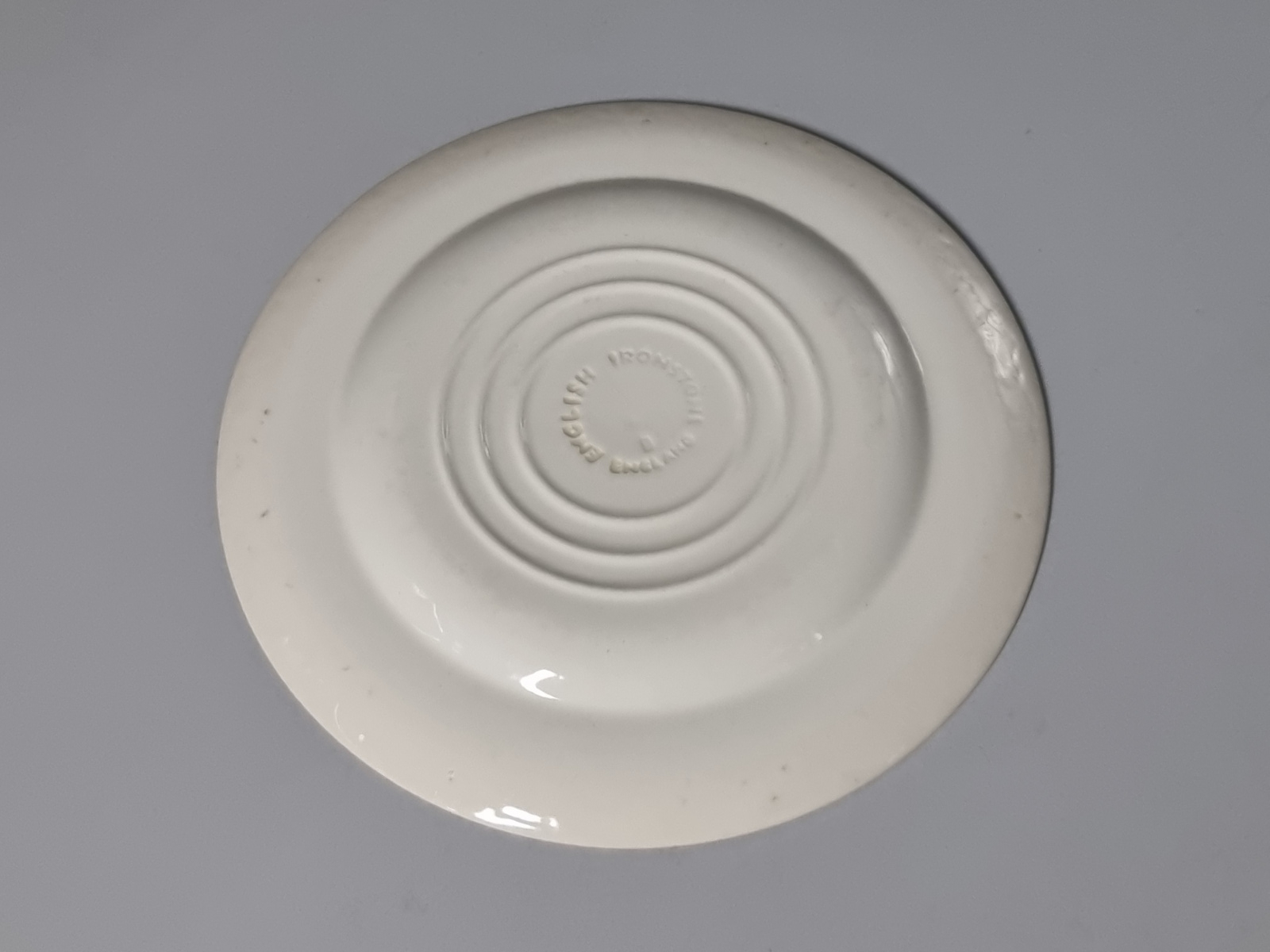 Engels rood  Ironstone EIT Ltd England Dinerbord 25 cm (zeilbootjes)