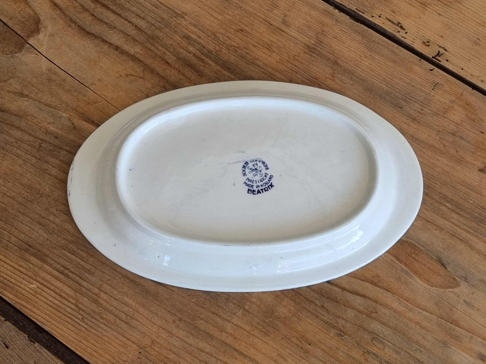 Beatrix Societe Ceramique ovale schaal met brede rand 24,5 cm
