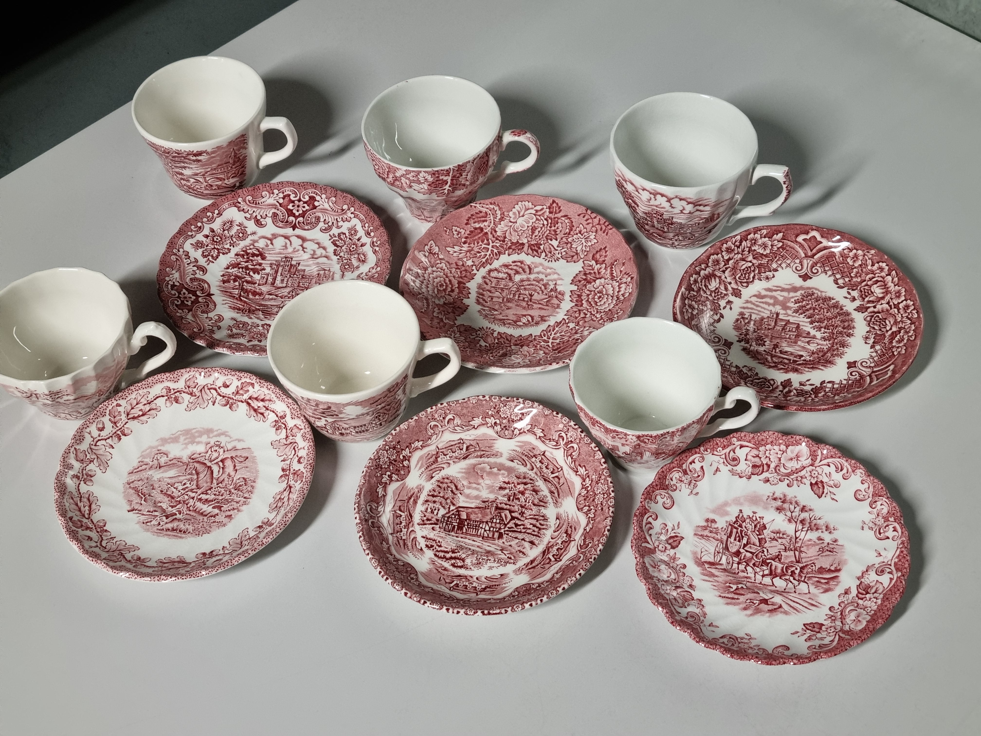 Engels rood Set 6x mix & match kop en schotel (wit binnenin)