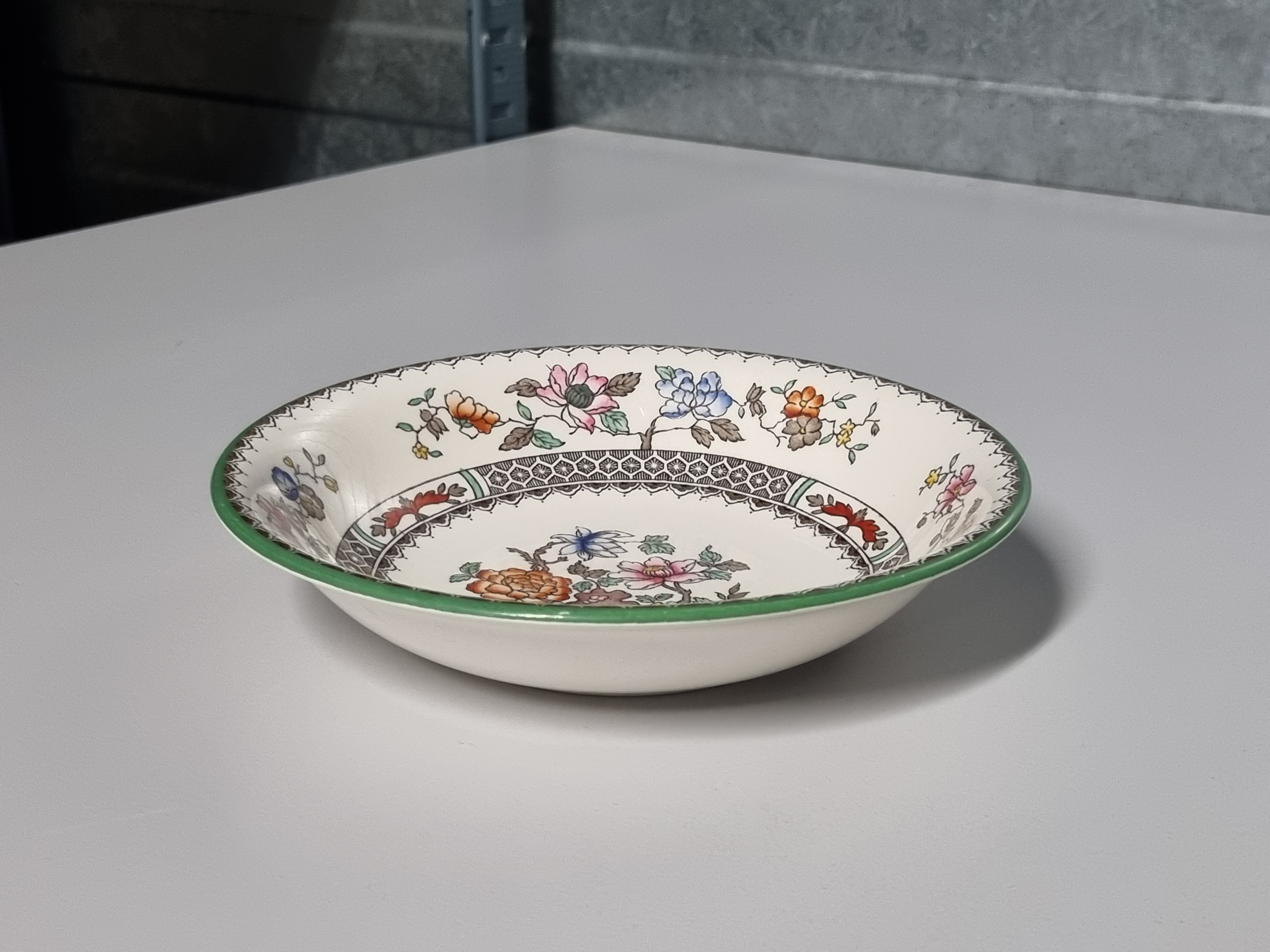 Engels Spode Copeland Chinese Rose schaaltje 16 cm