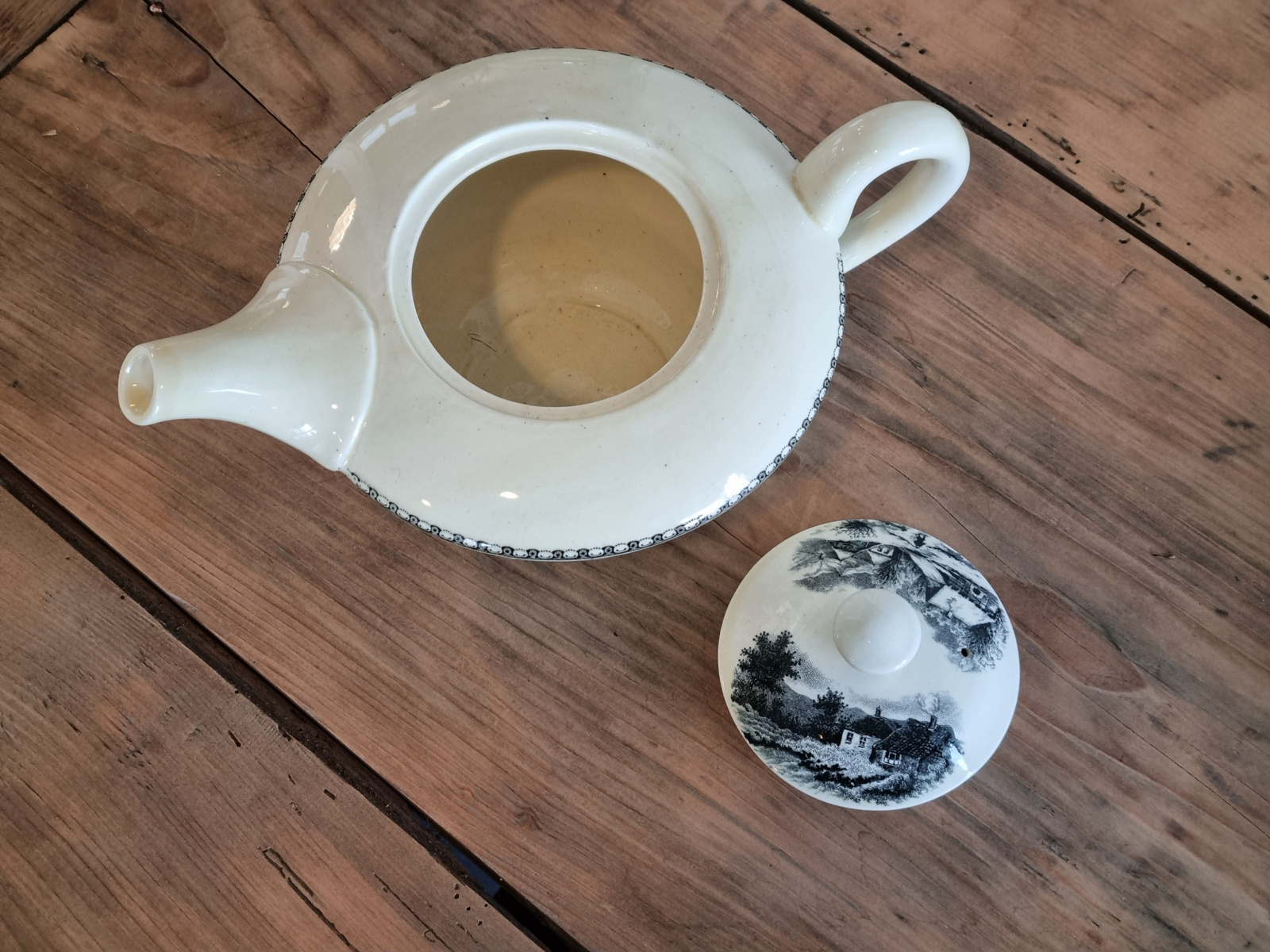 Landschap Zwart Societe Ceramique Theepot (rond model)